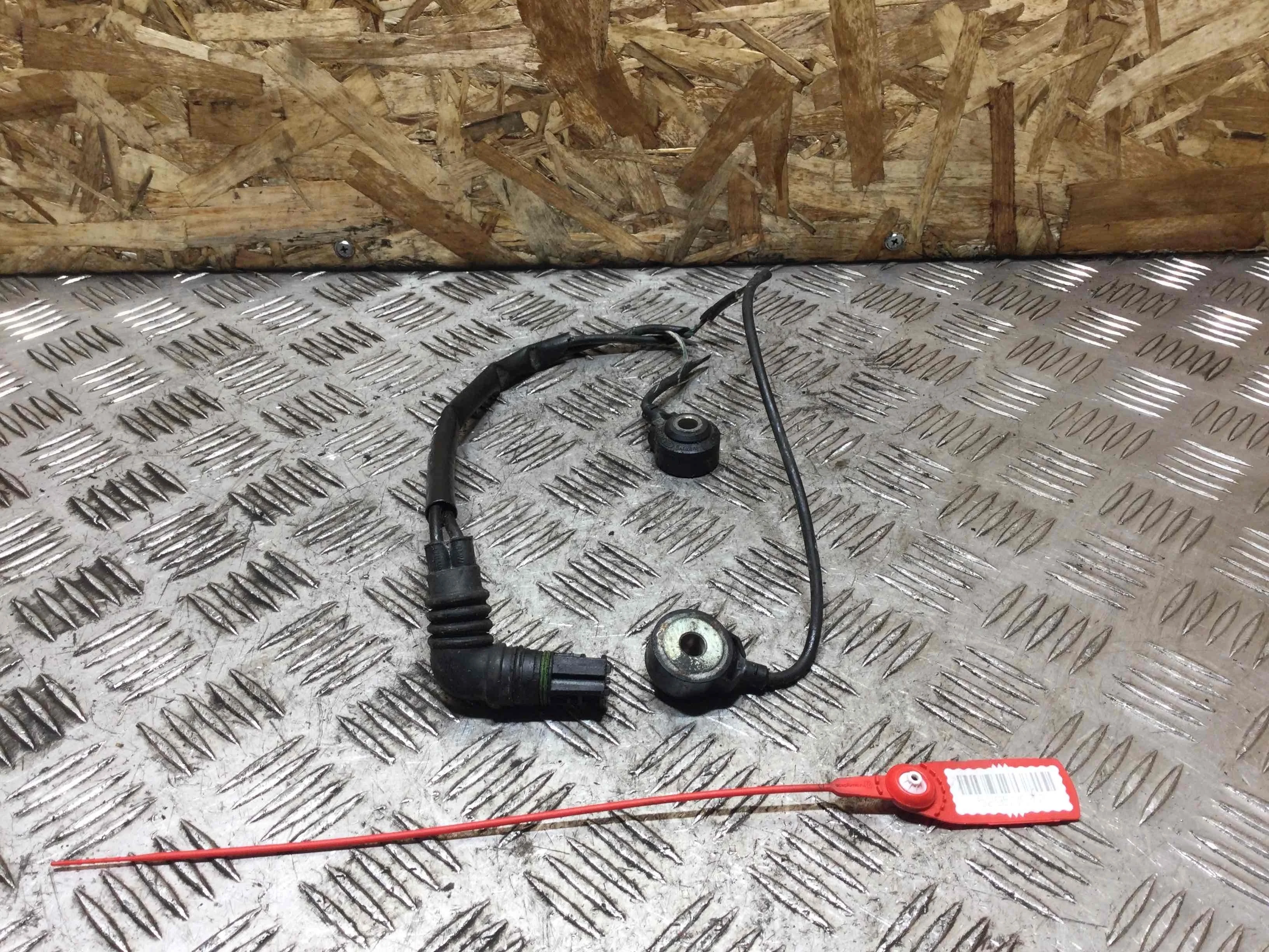 Датчик детонации BMW 5-Series 5-Series E60/E61 (2002-2007) бензин 4.8 i Автомат Седан