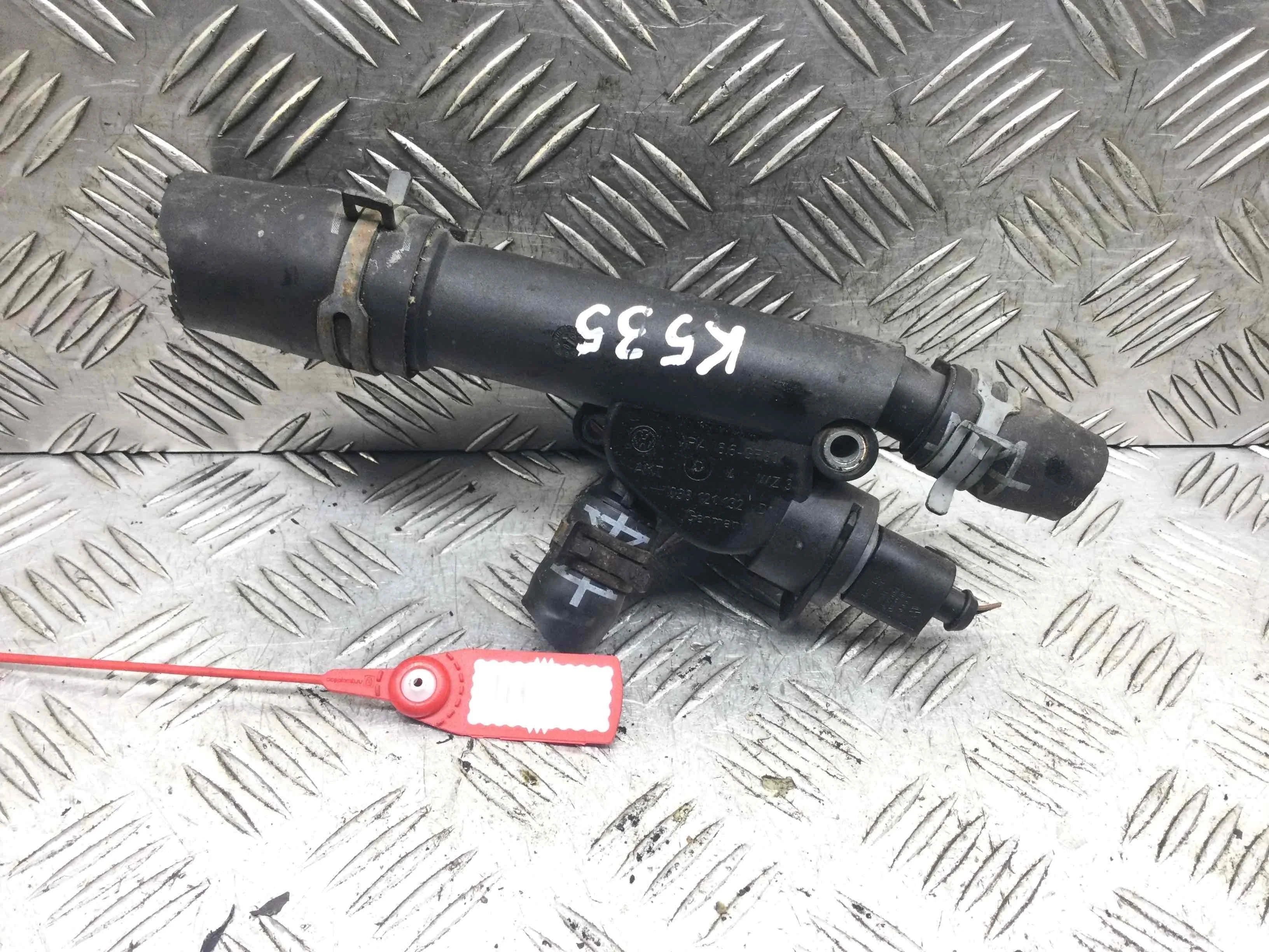 Фланец (тройник) системы охлаждения Skoda Fabia 2 поколение (2007-2010) дизель 1.9 TDI Механика Х/б