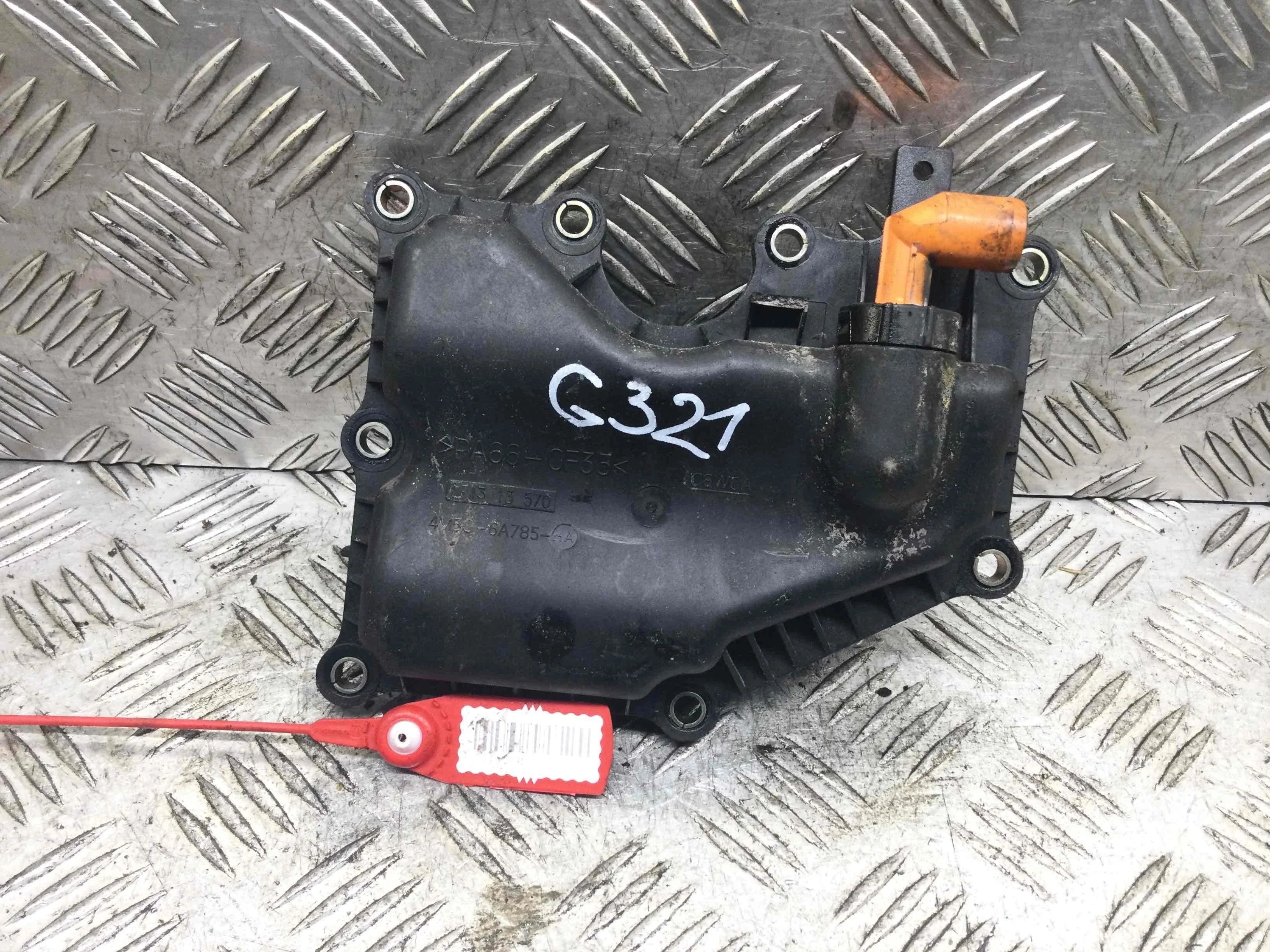 Маслоотделитель (сапун) Ford C-MAX 1 поколение (2003-2007) бензин 1.8 i Механика Х/б