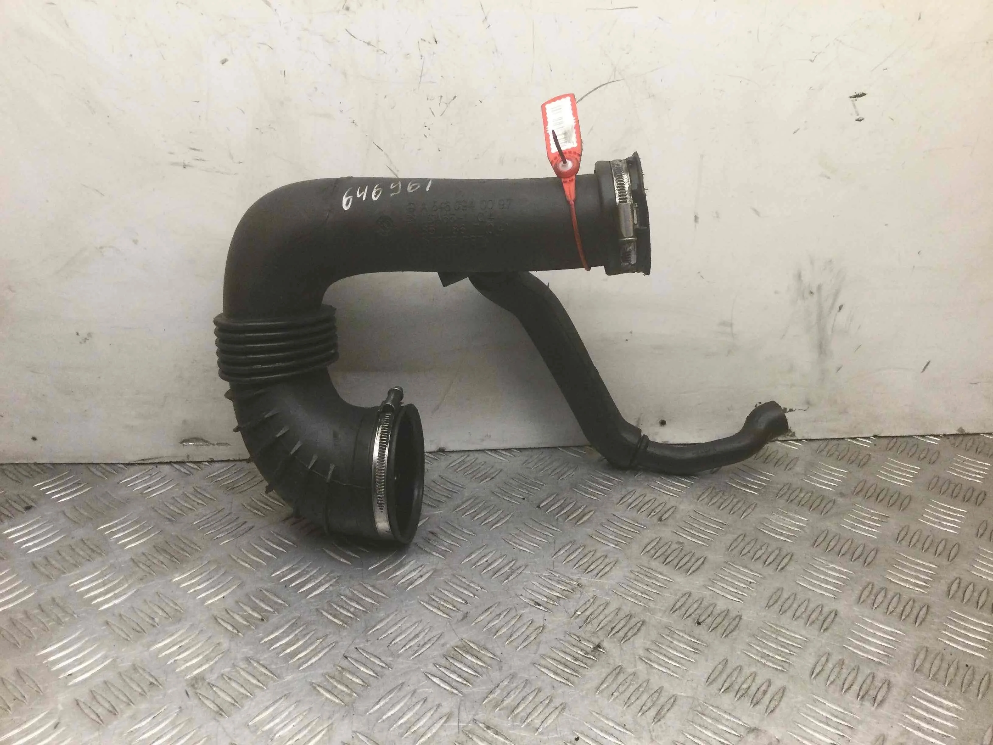 Патрубок интеркулера Mercedes C-klasse W203/S203/CL203 (2000-2004) дизель 2.2 CDI Автомат Седан