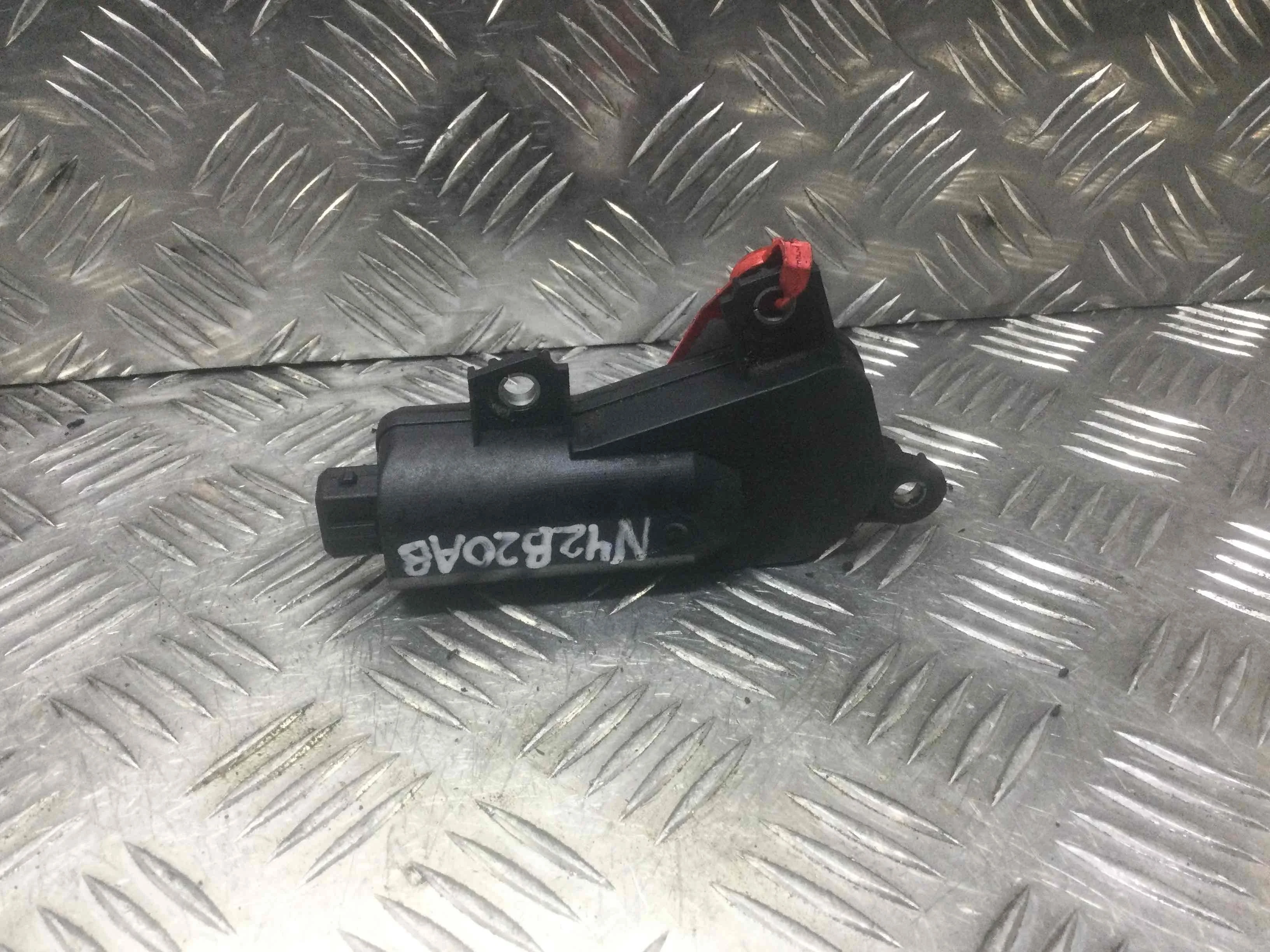 Сервопривод заслонок впускного коллектора BMW 3-Series 3-Series E46 1998 - 2006 бензин 2.0 i Автомат Седан