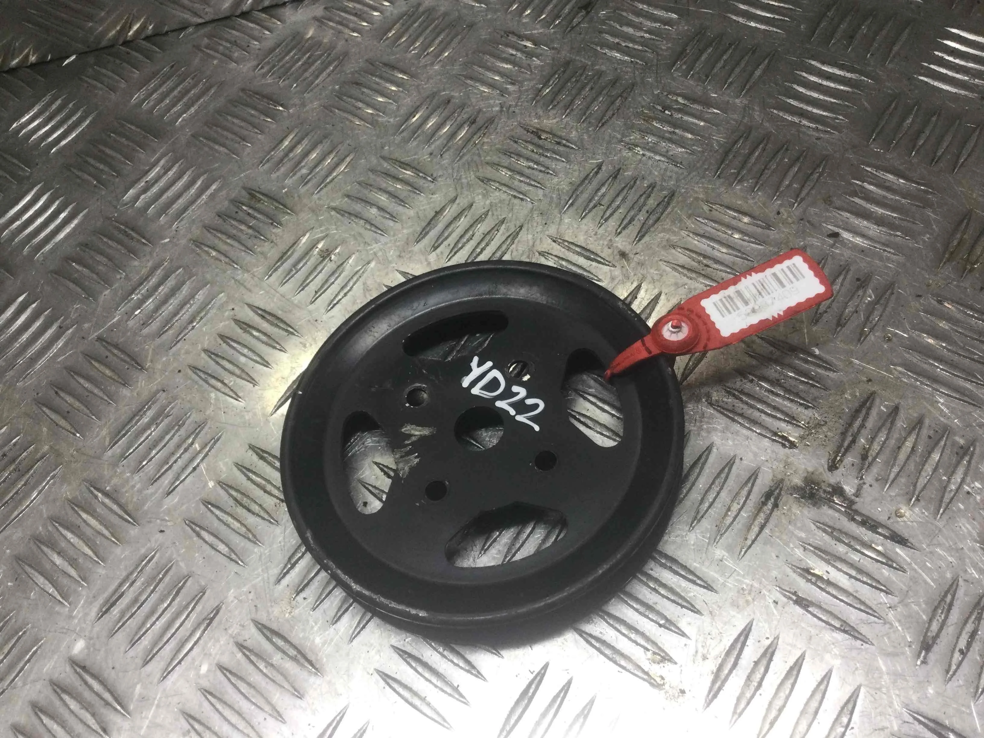 Шкив помпы Nissan Primera Primera II (P11) 1996 - 2002 дизель 2.2 DCI Механика Седан