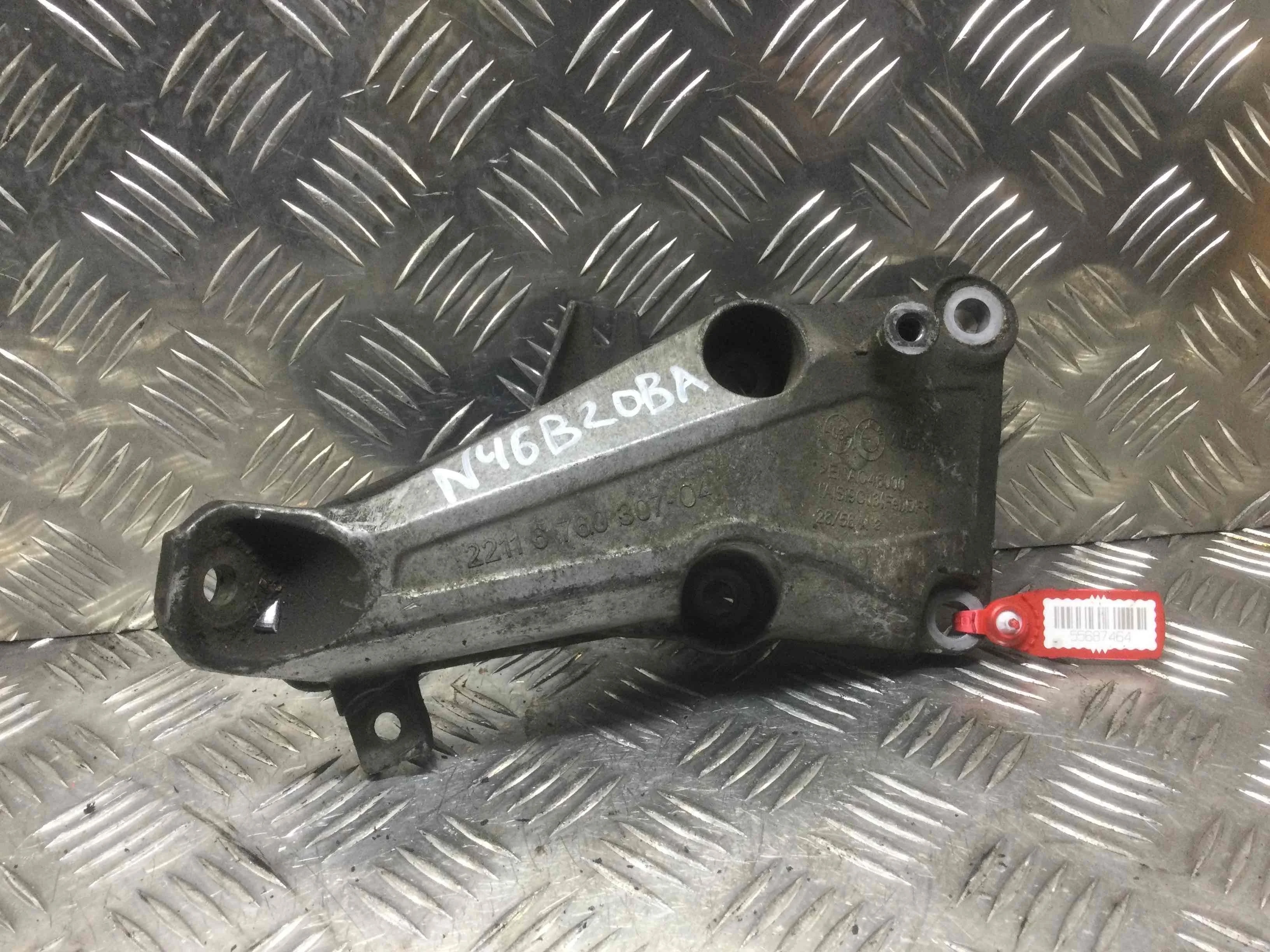 Кронштейн двигателя BMW 1-Series E87/E81/E82/E88 (2004-2007) бензин 2.0 i Механика Седан