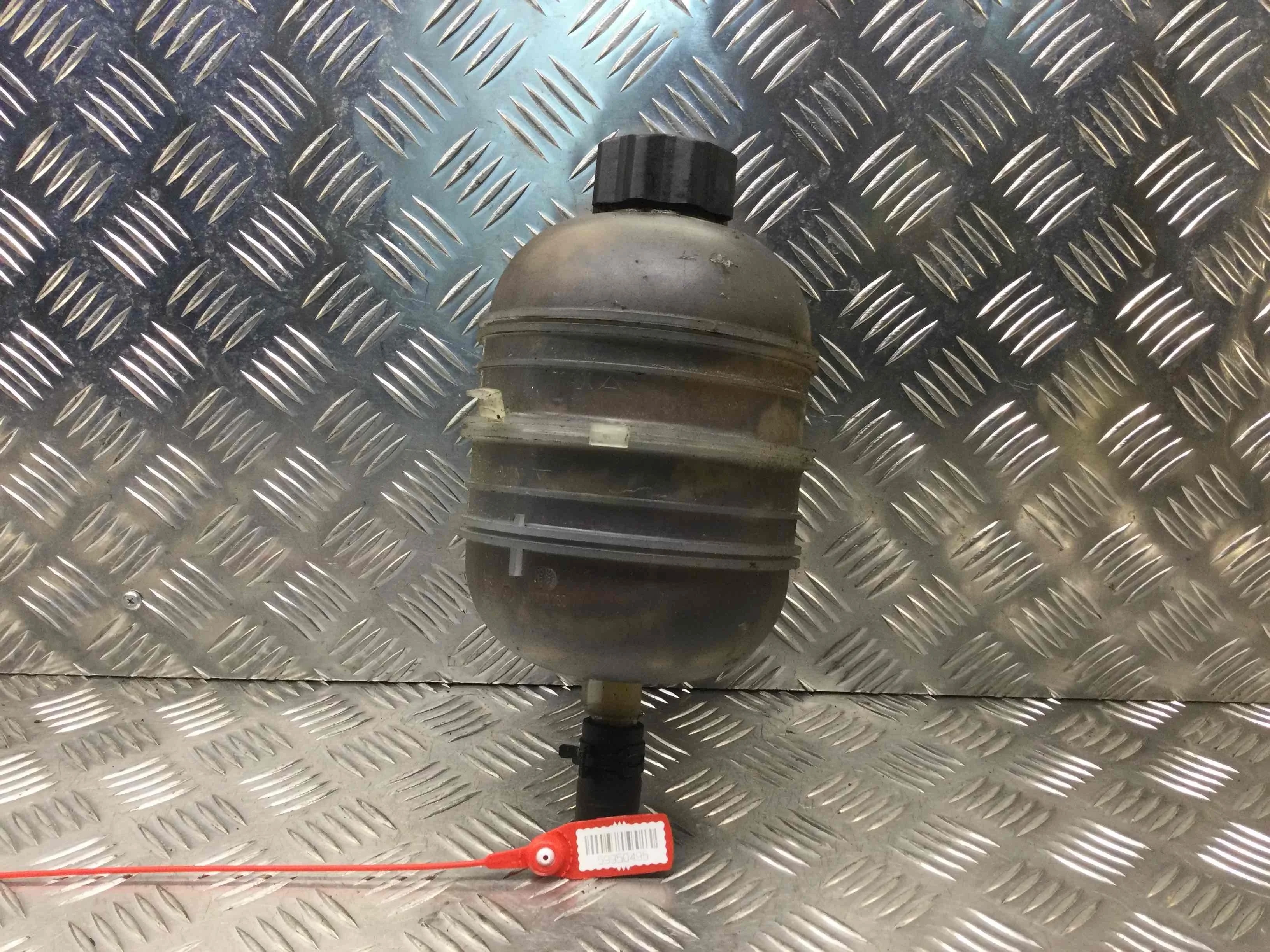 Бачок расширительный Peugeot 206 1 поколение (1998-2003) бензин 1.6 i Механика Х/б