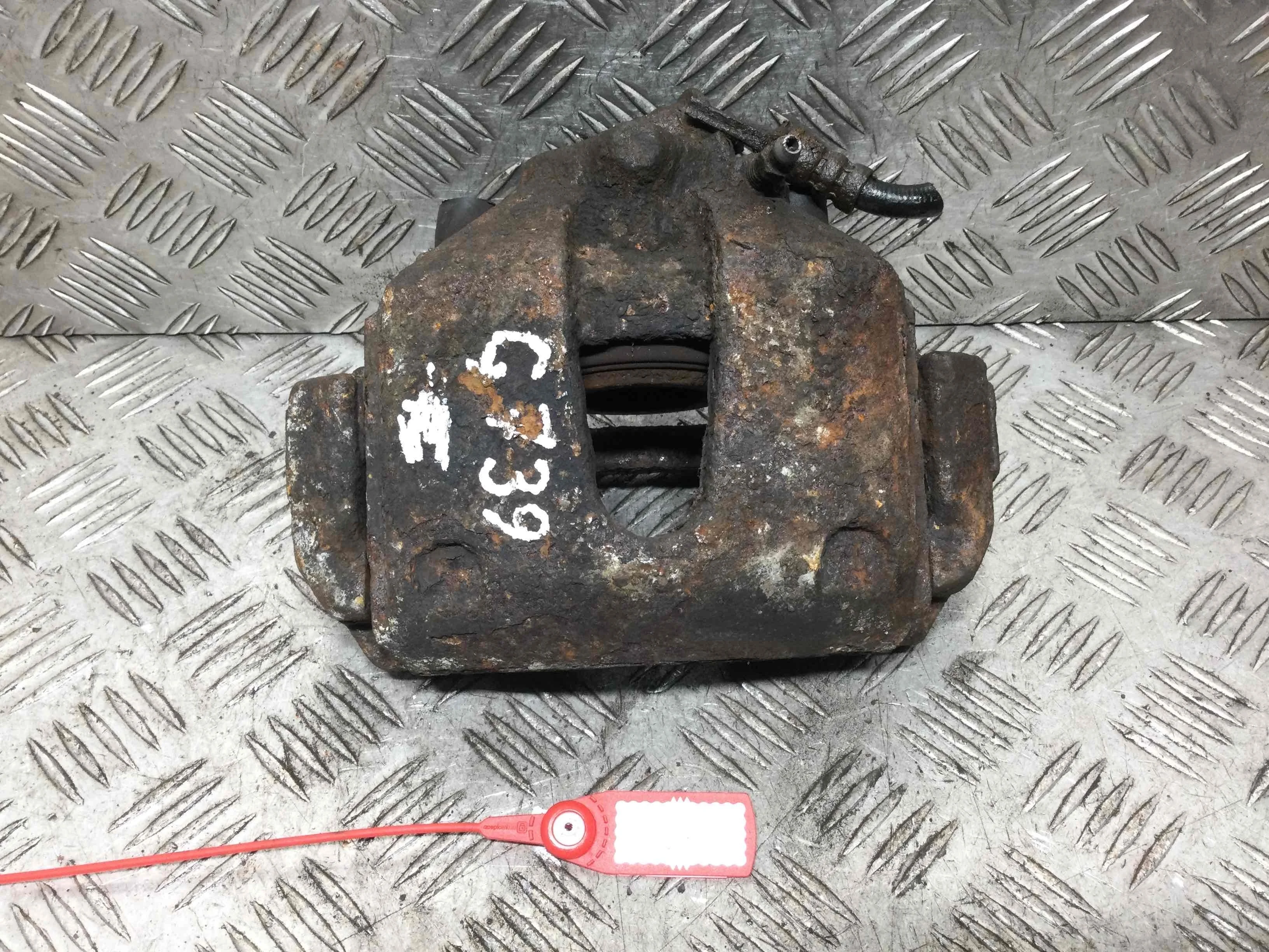 Суппорт передний левый Ford Transit Connect 1 поколение (2002-2009) дизель 1.8 TDCi Механика Минивэн