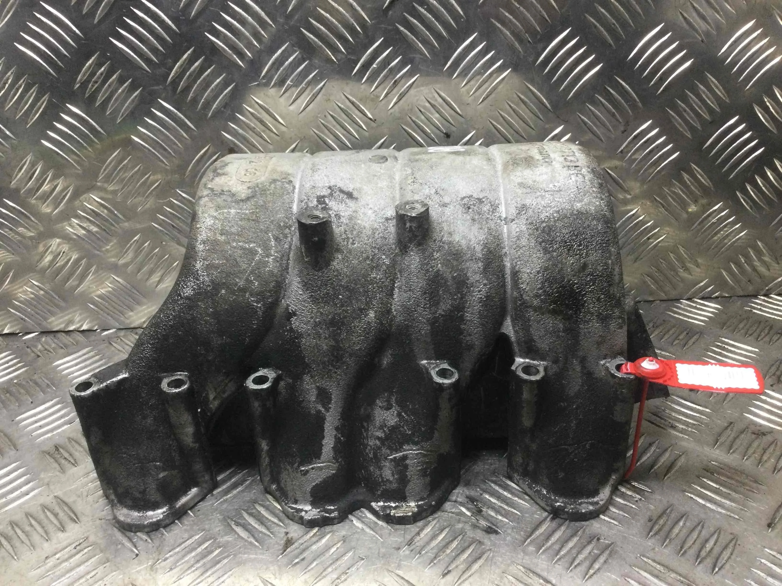 Коллектор впускной Volkswagen Caddy 3 поколение (2004-2010) дизель 2.0 SDI Механика Минивэн