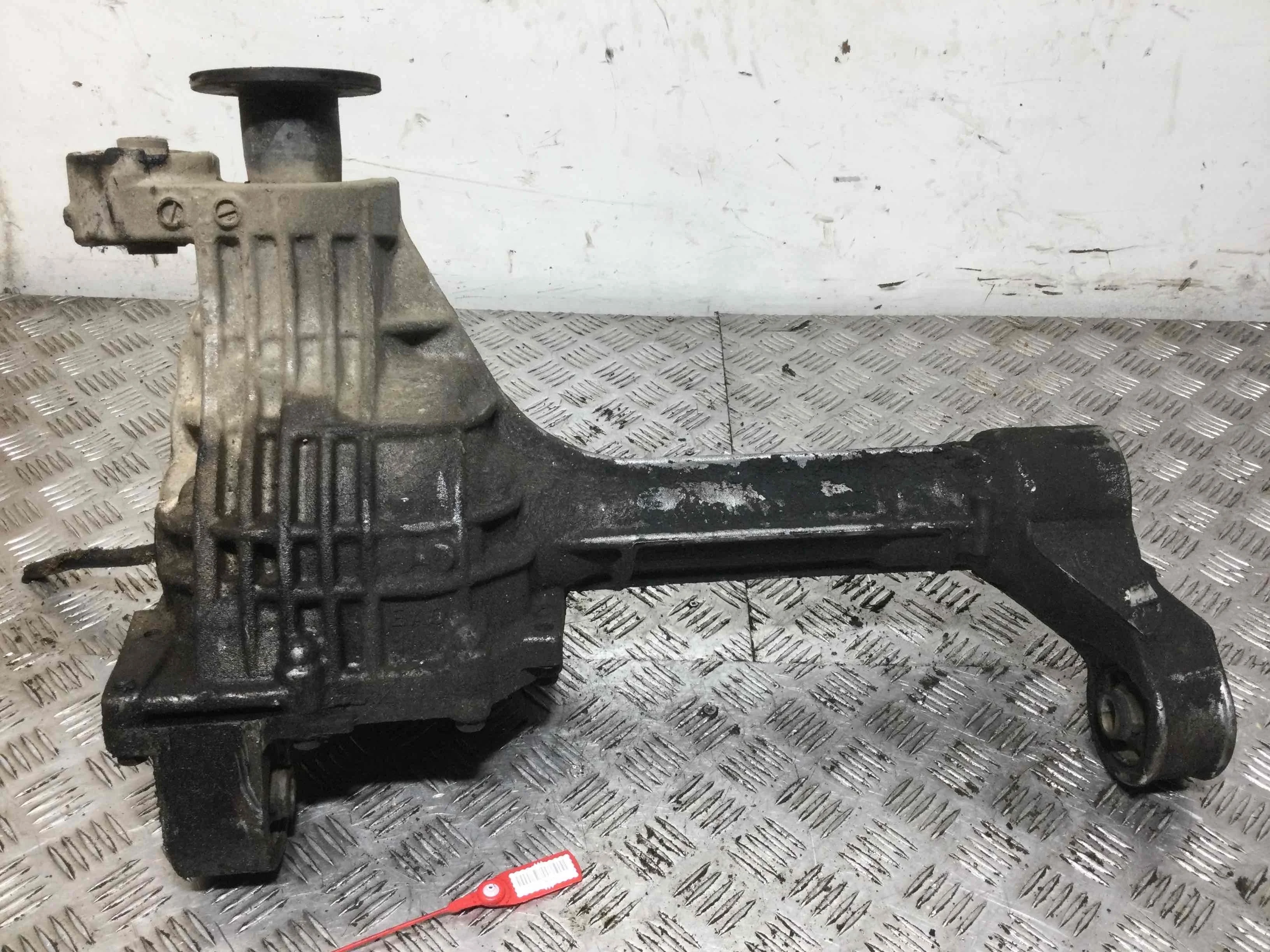 Редуктор переднего моста Nissan Navara D40 (2005-2010) дизель 2.5  Механика