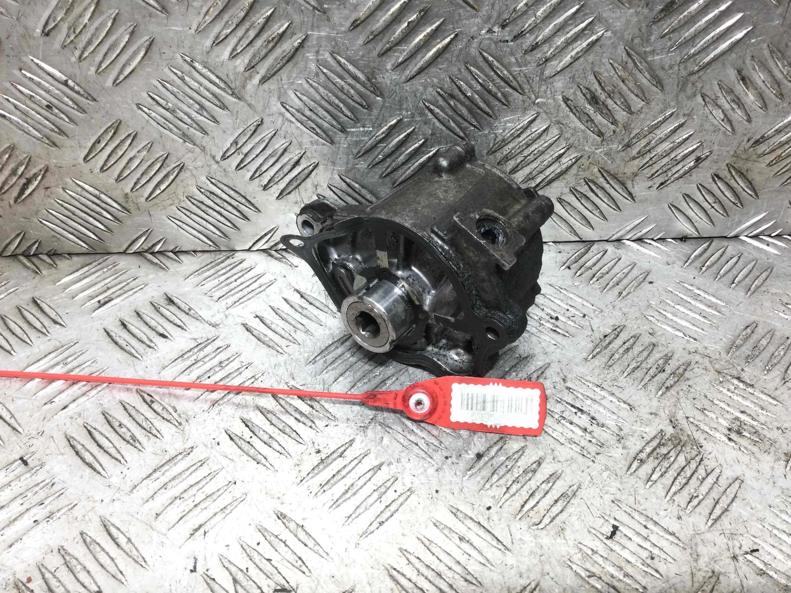 Насос вакуумный Mercedes Vito W639 (2003-2010) дизель 2.2 TDI Механика Микроавтобус