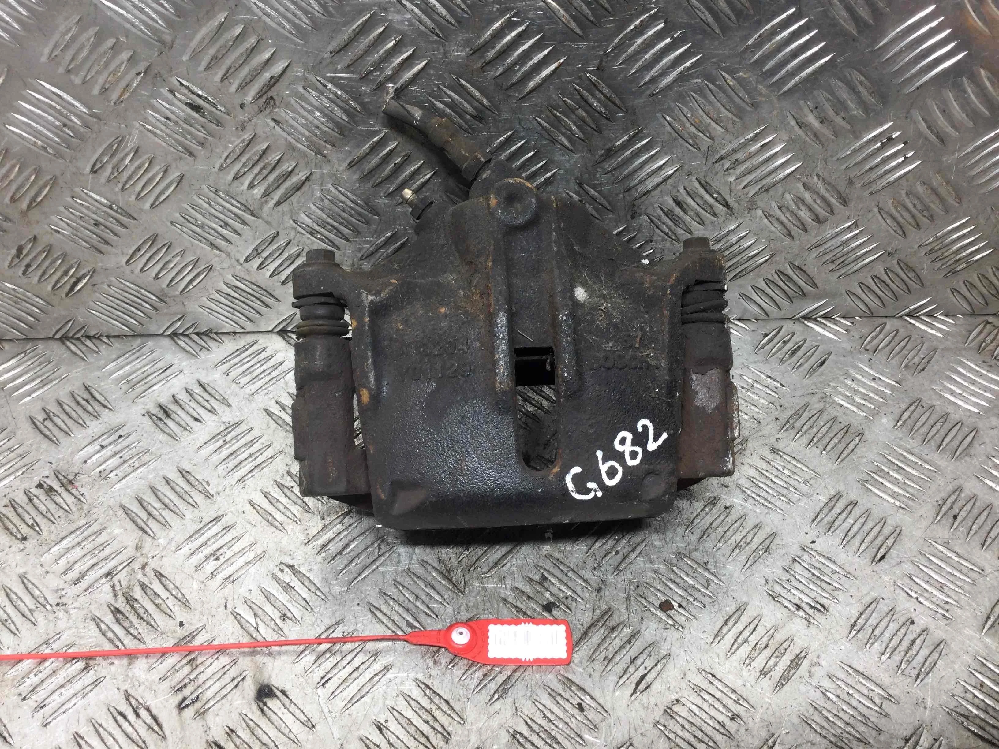 Суппорт передний правый Ford Mondeo 3 поколение [рестайлинг] (2003-2007) дизель 2.2 TDCi Механика Седан