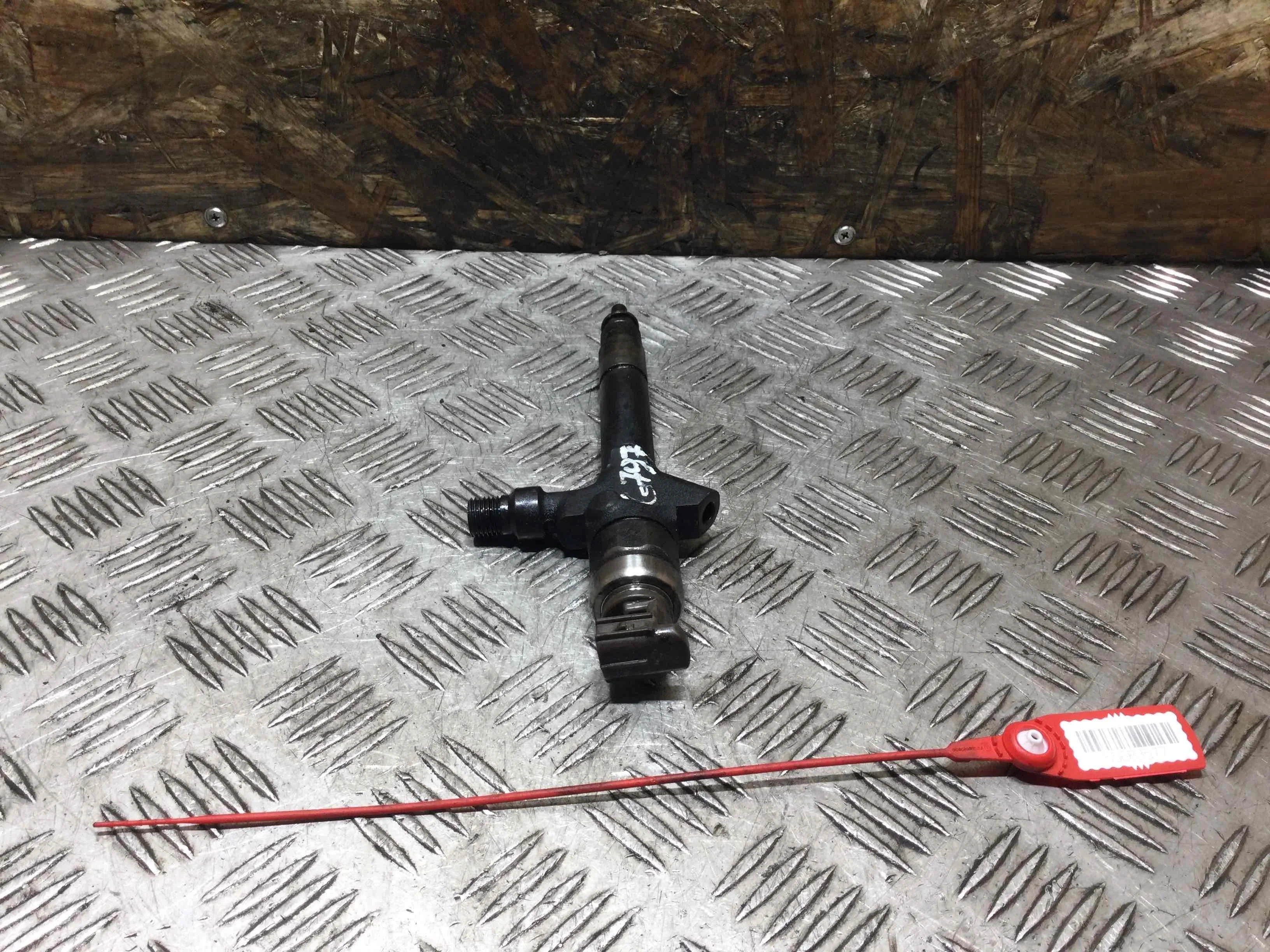 Форсунка Mazda 5 1 поколение (2005-2008) дизель 2.0 CD Механика Минивэн