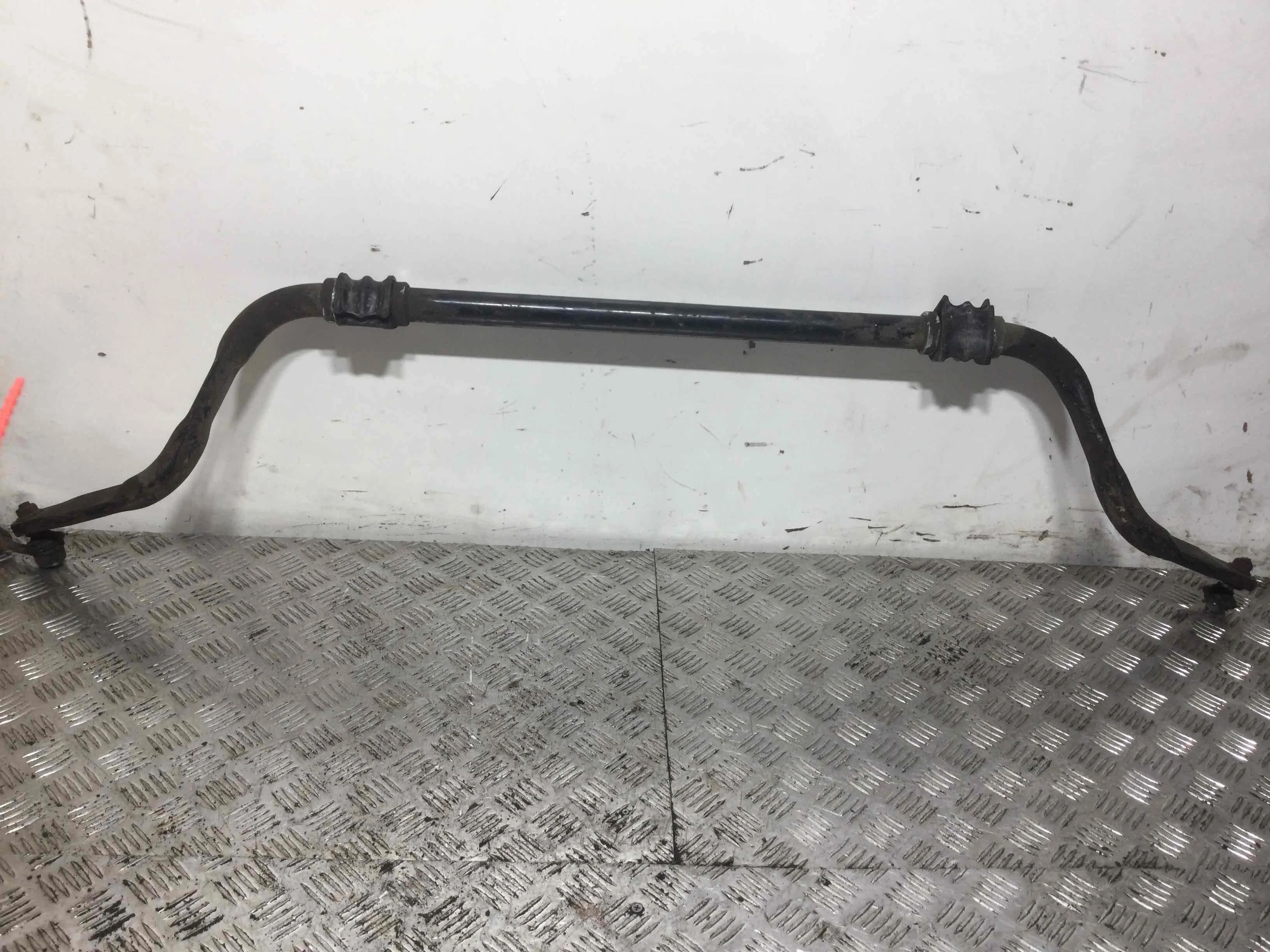 Стабилизатор подвески (поперечной устойчивости) передний Nissan Navara D40 (2005-2010) дизель 2.5  Механика