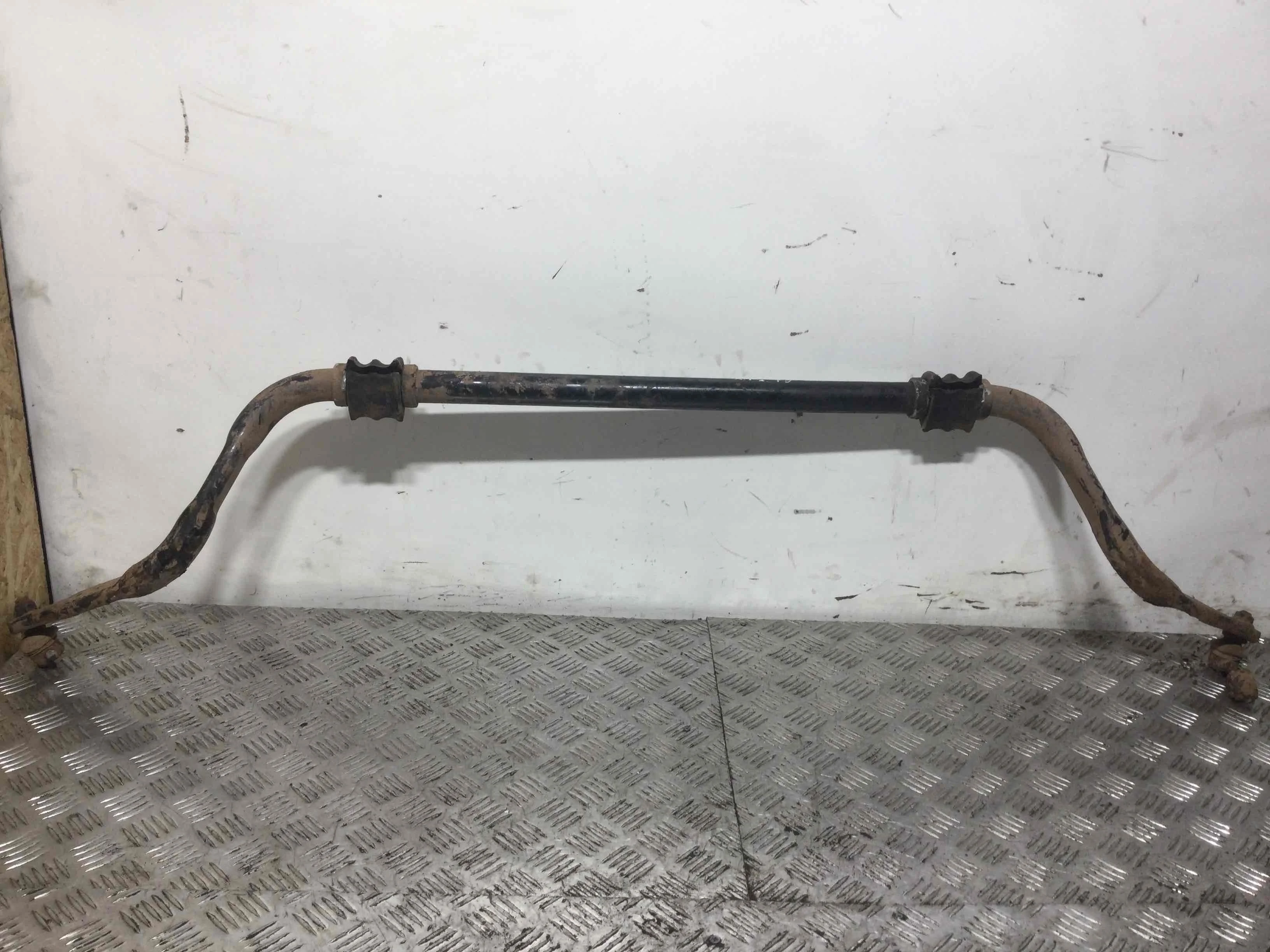 Стабилизатор подвески (поперечной устойчивости) передний Nissan Navara D40 (2005-2010) дизель 2.5  Механика