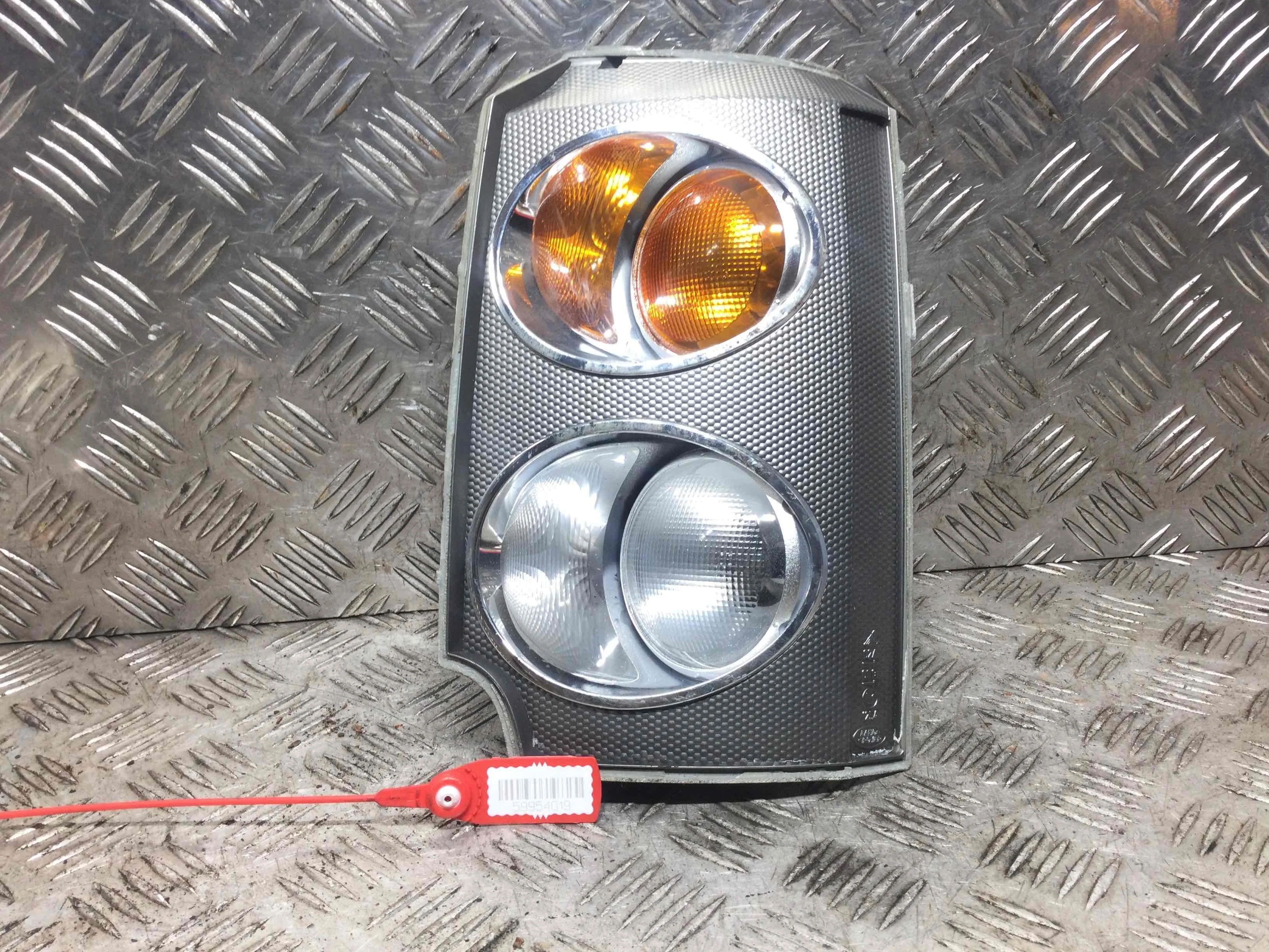 Поворотник левый Land Rover Range Rover 3 поколение (2002-2005) бензин 4.4 i Автомат