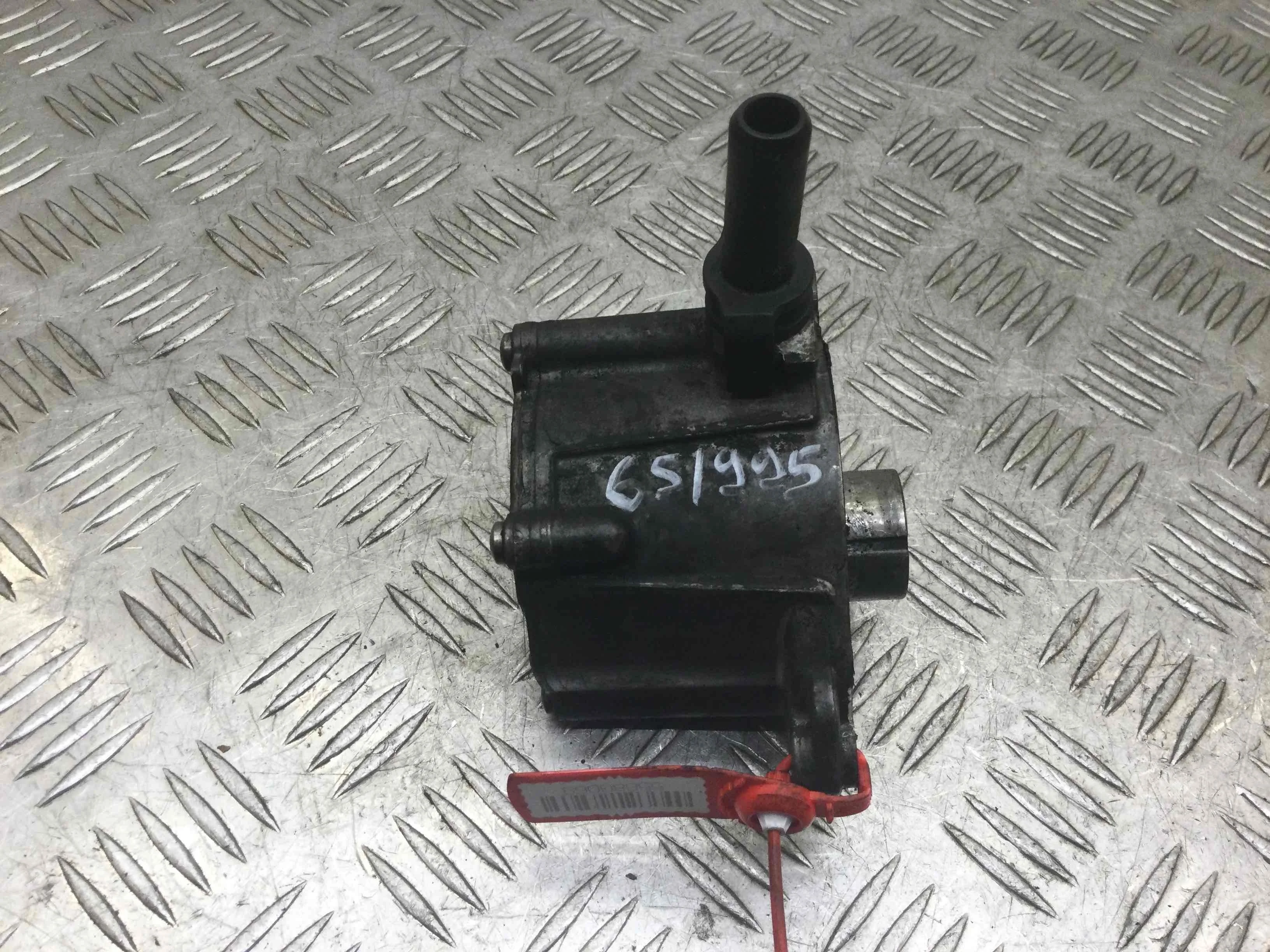 Насос вакуумный Mercedes Sprinter Sprinter II (w906) 2006 - 2017 дизель 2.2 CDI Механика Микроавтобус