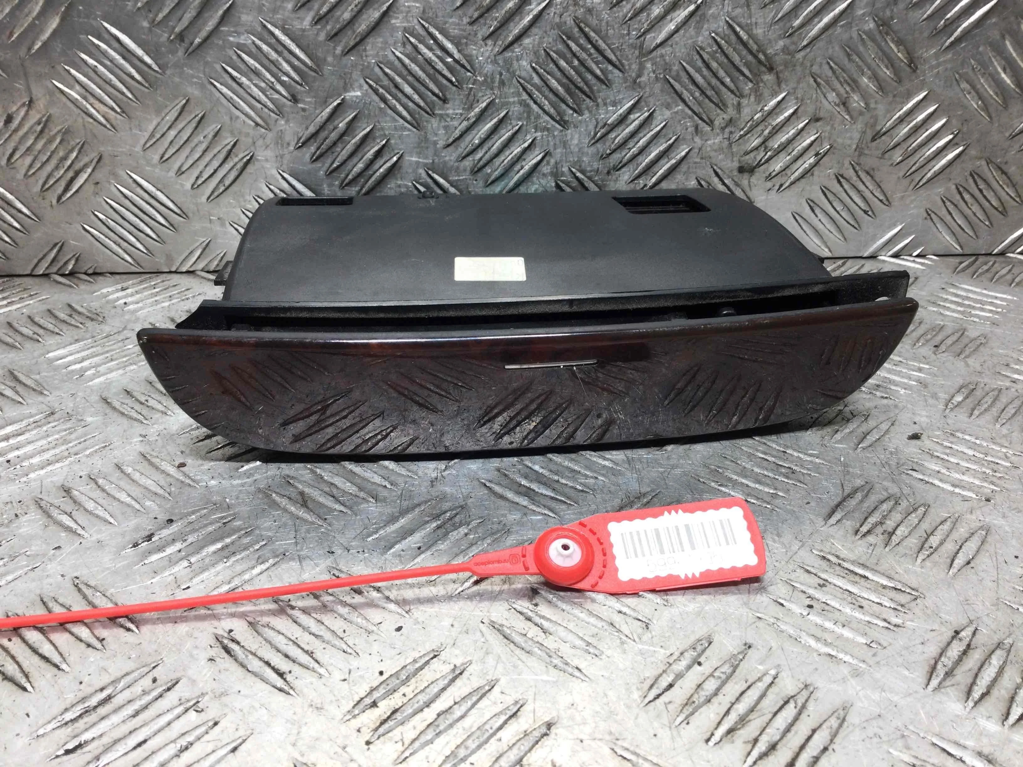 Пепельница Mercedes S-klasse W220 (1998-2002) бензин 5.0 i Автомат Седан