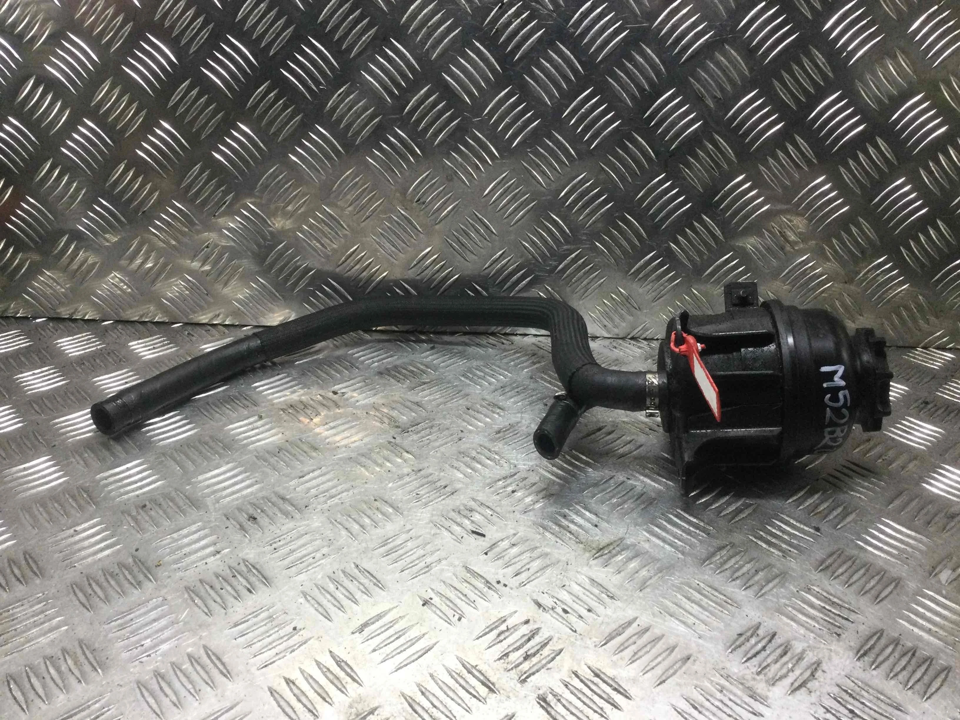 Бачок гидроусилителя BMW 5-Series 5-Series E39 1995 - 2004 бензин 2.0  Механика Седан