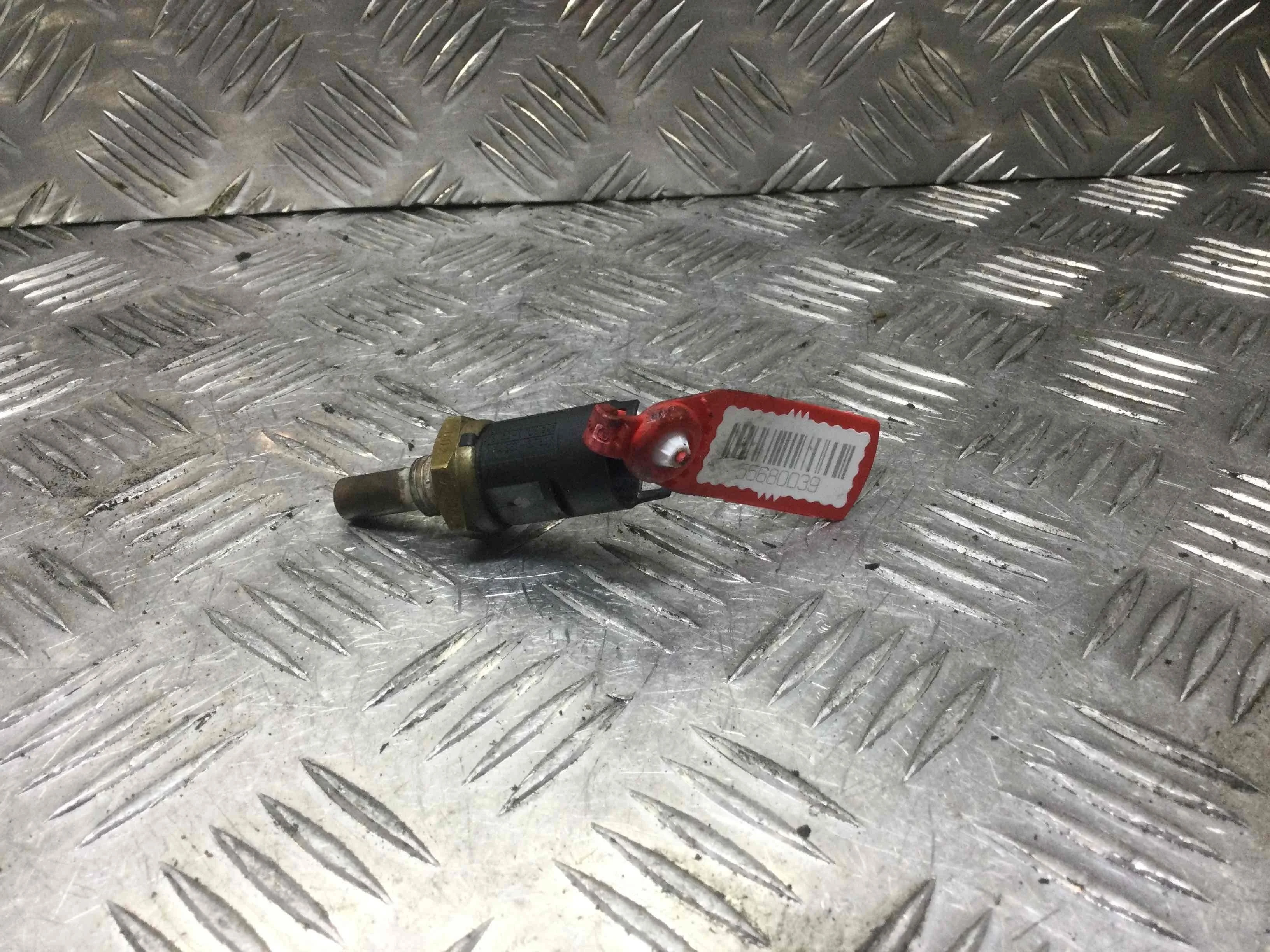 Датчик температуры охлаждающей жидкости BMW 5-Series 5-Series E39 1995 - 2004 бензин 2.0  Механика Седан