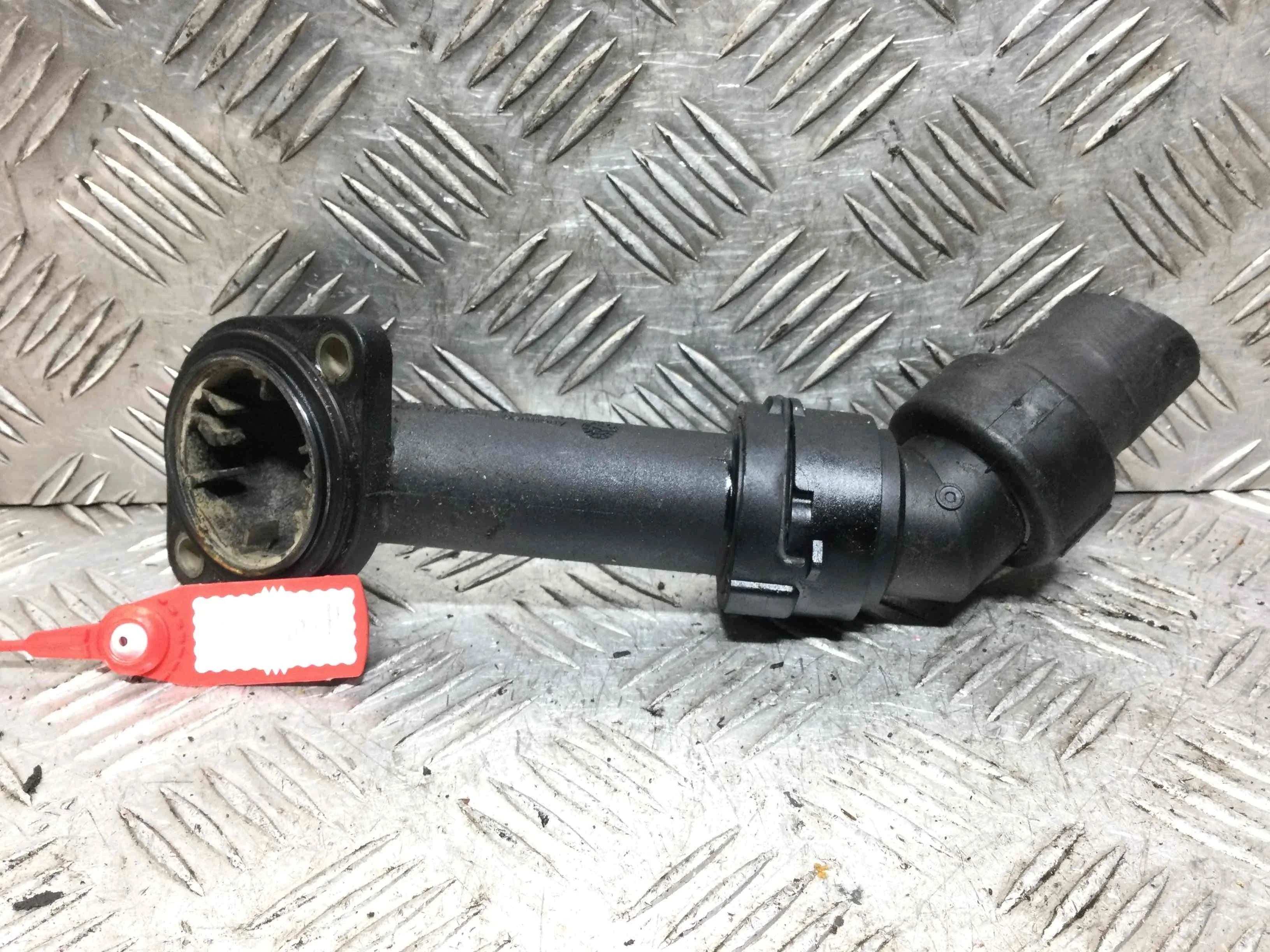 Фланец (тройник) системы охлаждения Volkswagen Passat B5 (1996-2000) дизель 1.9 TDI Механика Х/б