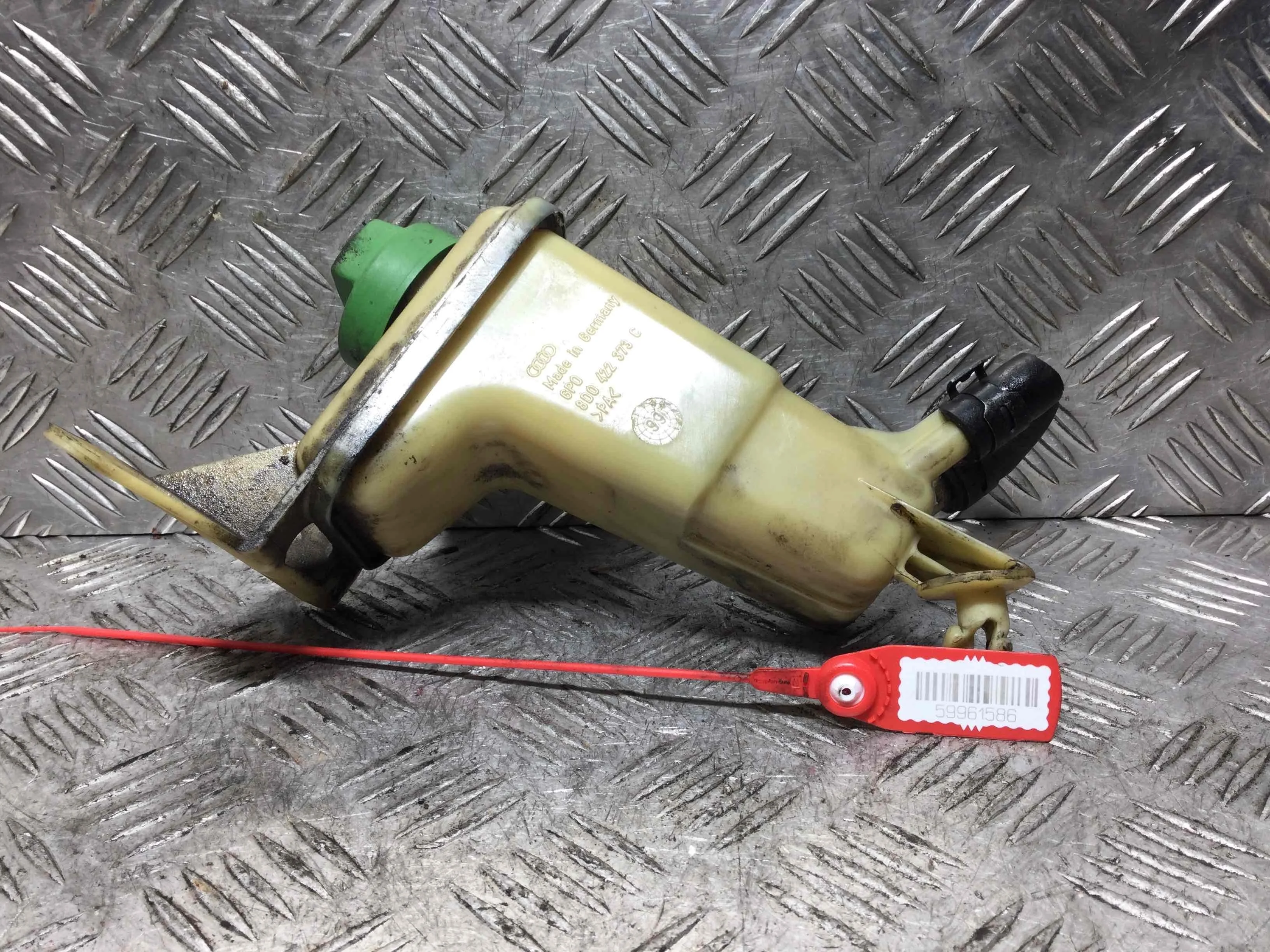 Бачок гидроусилителя Audi A6 C5/4B (1997-2004) дизель 2.5 TDI Автомат Универсал