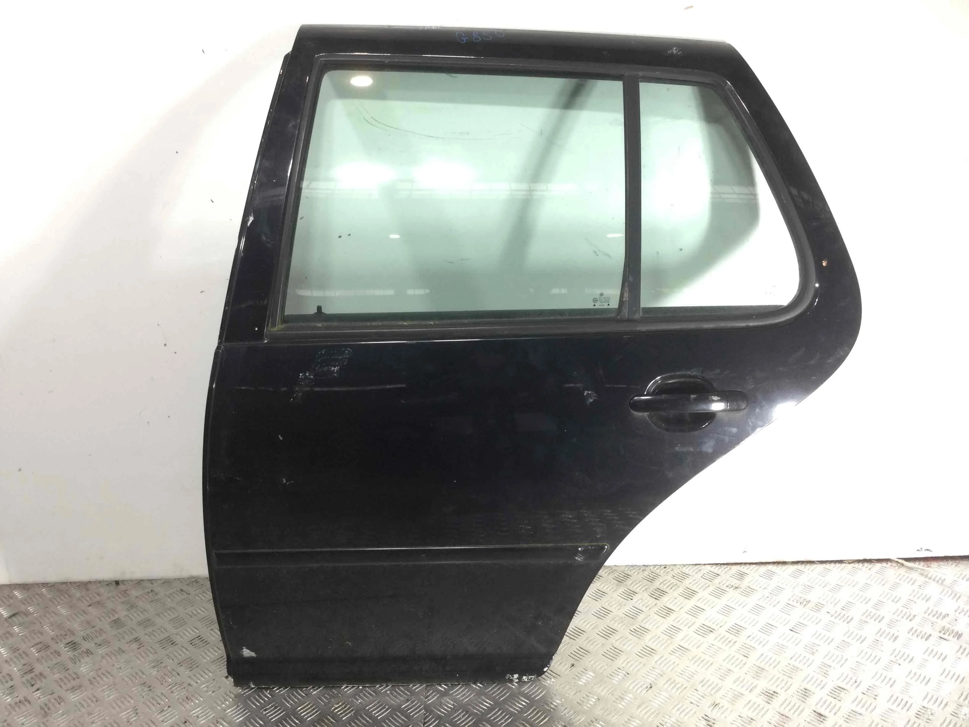 Дверь задняя левая Volkswagen Golf 4 поколение (1997-2004) дизель 1.9 TDI Механика Х/б