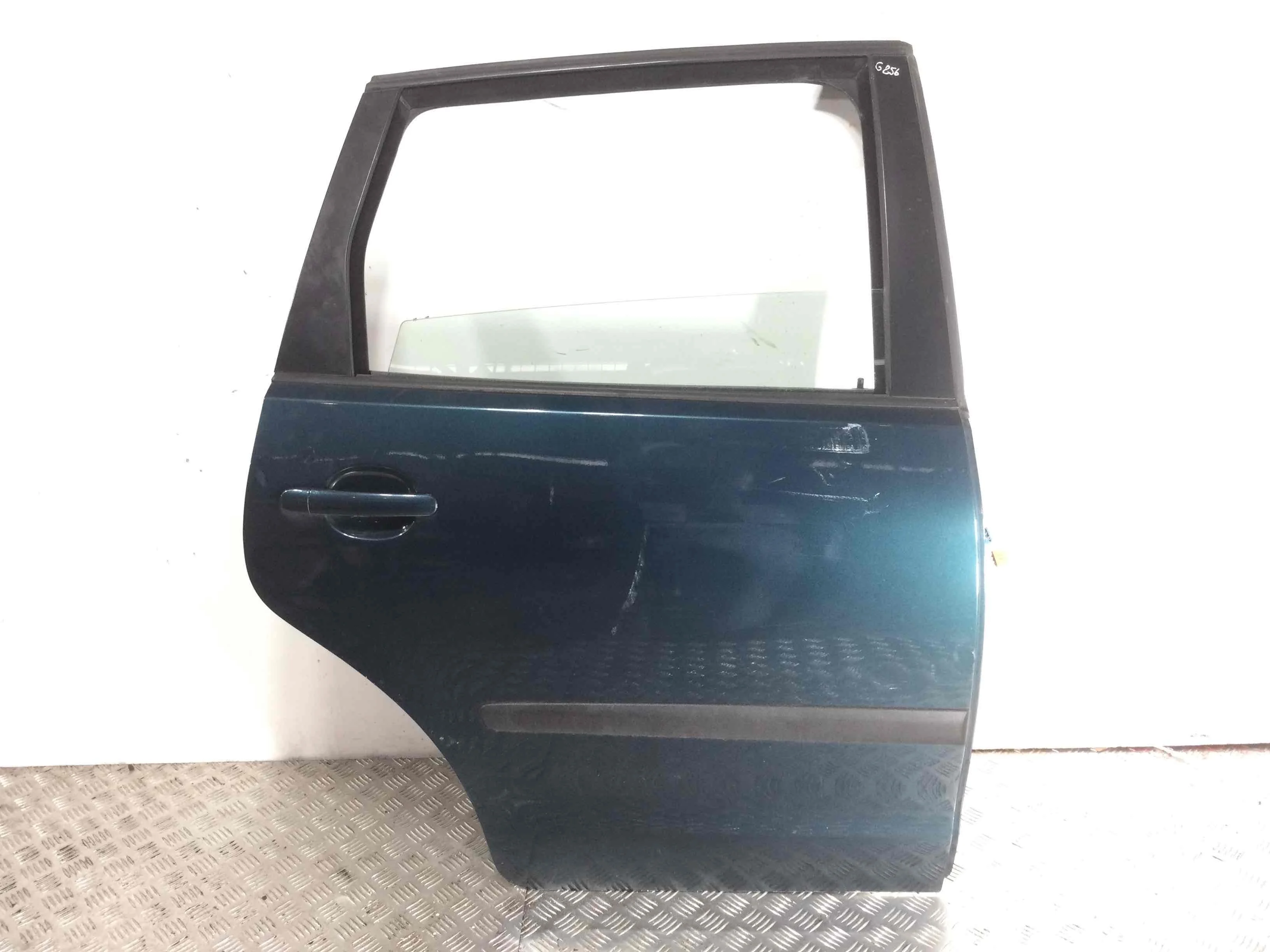 Дверь задняя правая Volkswagen Polo 4 поколение (2001-2005) бензин 1.4 i Механика 5-дв, х/б