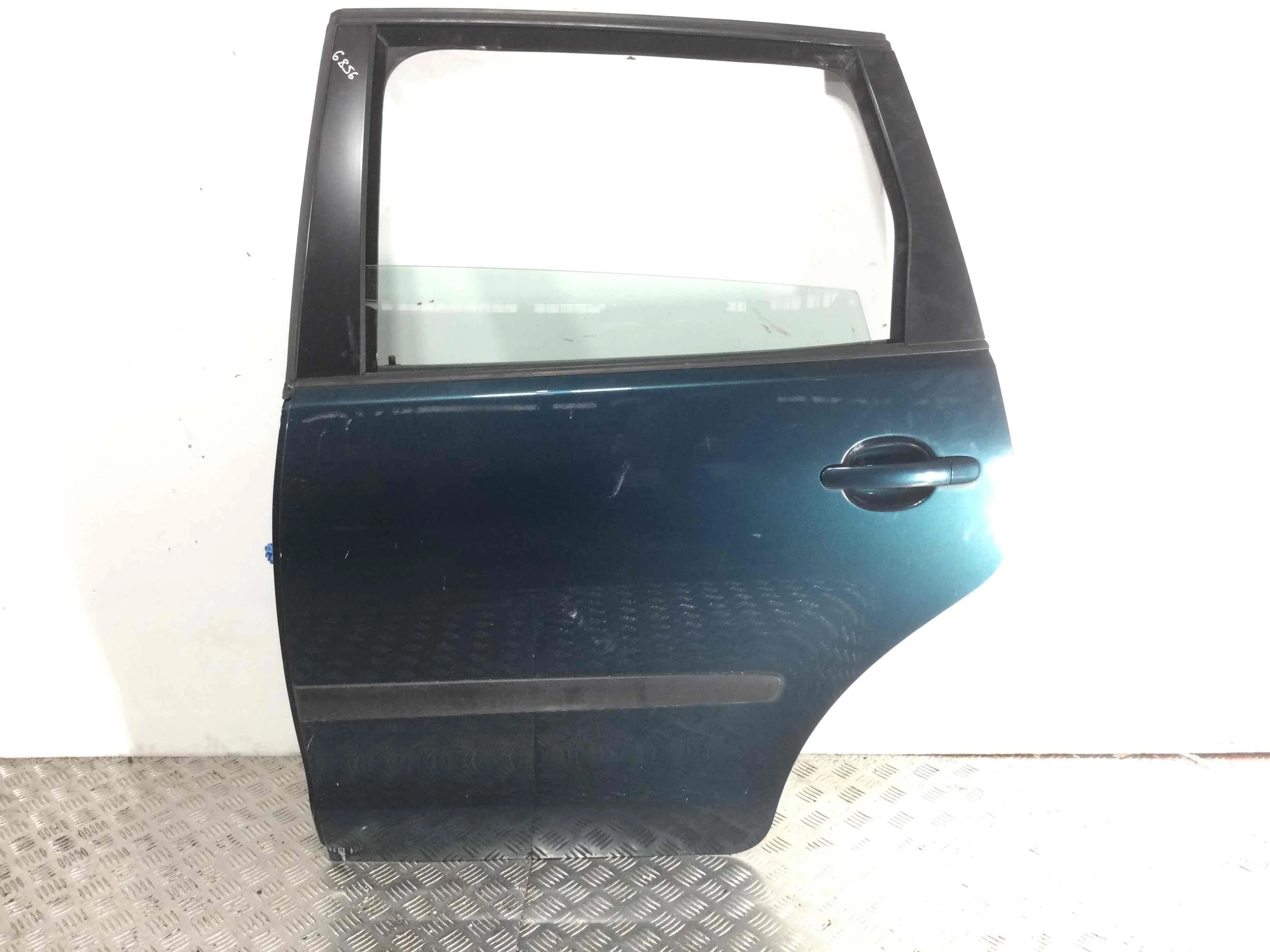 Дверь задняя левая Volkswagen Polo 4 поколение (2001-2005) бензин 1.4 i Механика