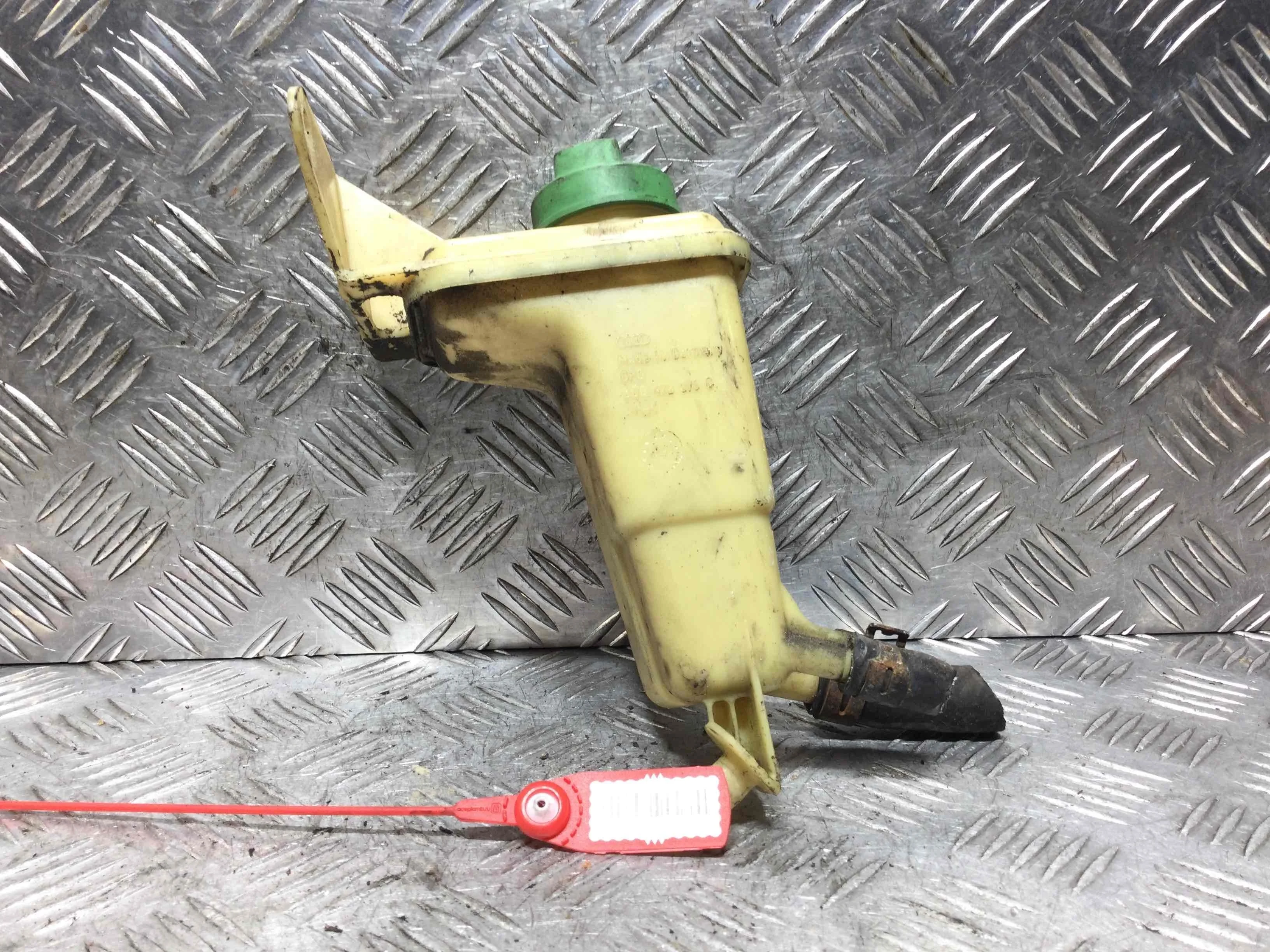 Бачок гидроусилителя Volkswagen Passat B5 (1996-2000) бензин 1.8  Механика Универсал