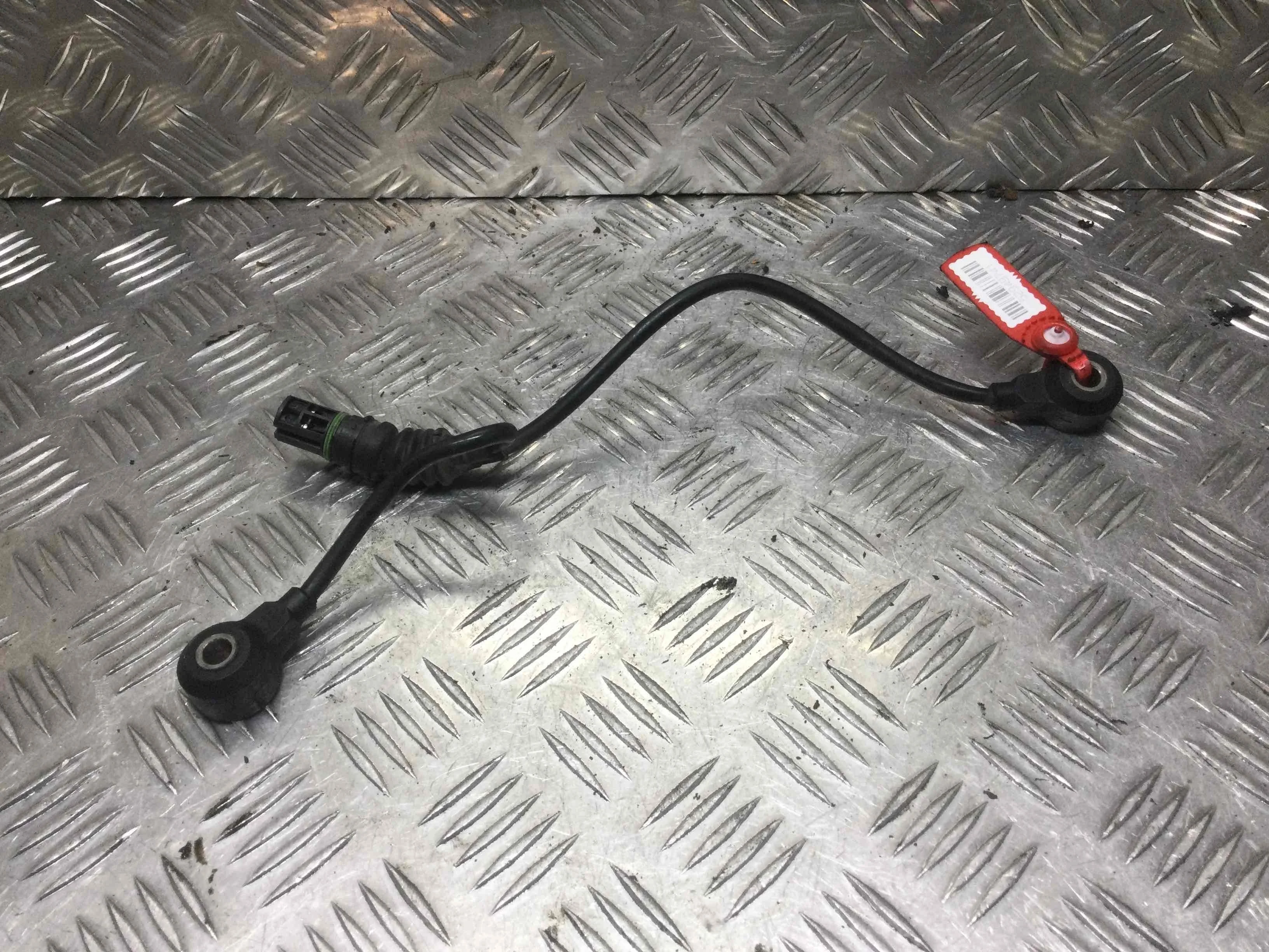 Датчик детонации BMW 5-Series 5-Series E39 1995 - 2004 бензин 2.0  Механика Универсал