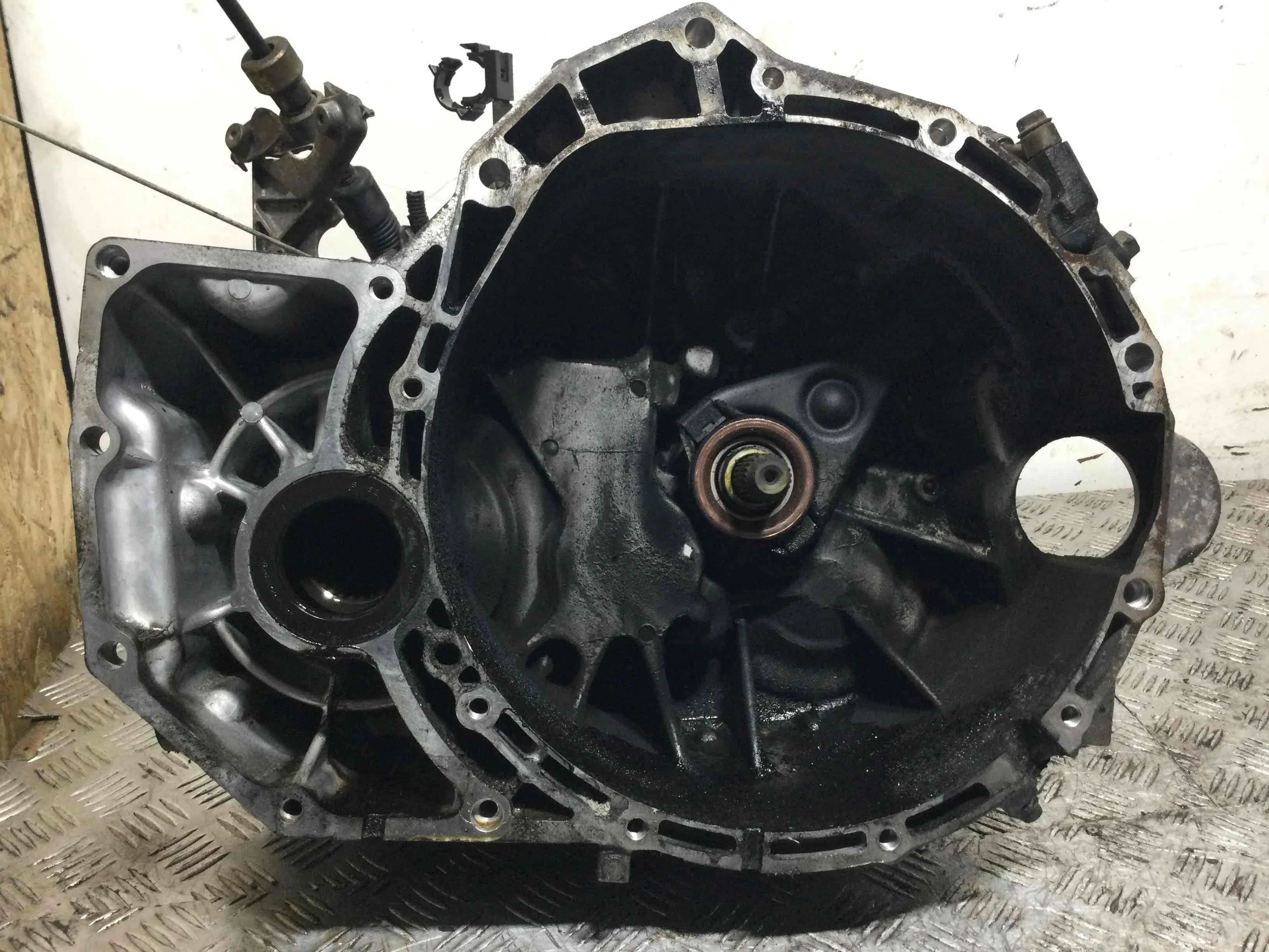 КПП механическая (МКПП) Nissan X-Trail T30 (2001-2004) дизель 2.2 TD Механика