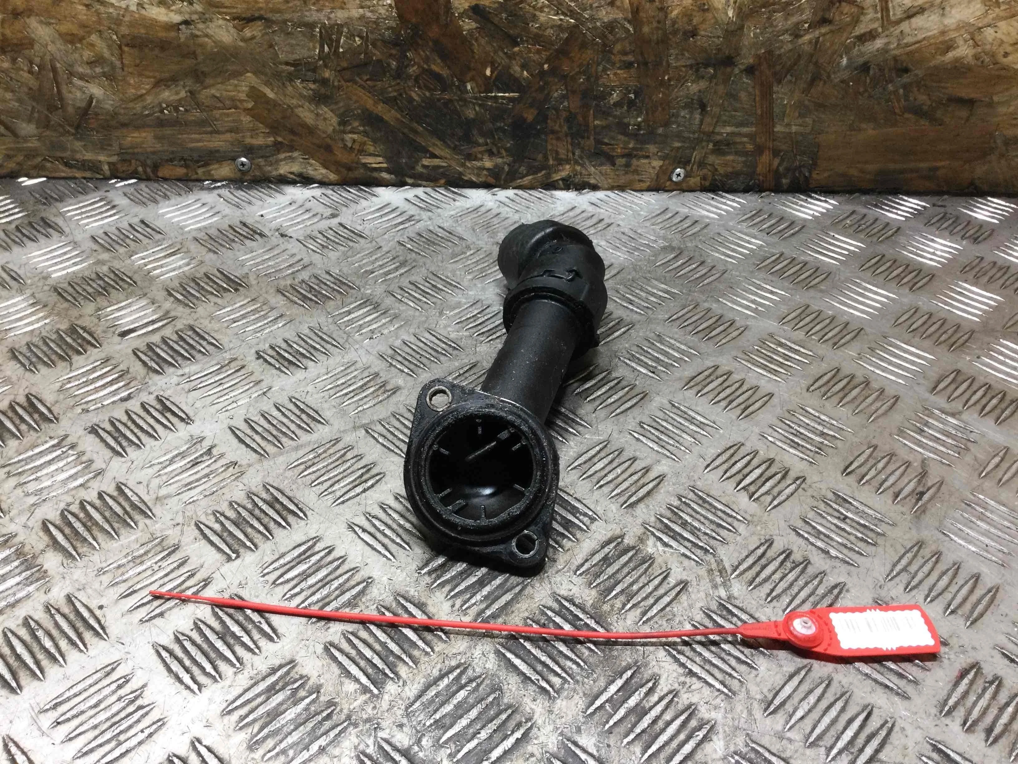 Корпус термостата Volkswagen Passat B5 (1996-2000) дизель 1.9 TDI Автомат Универсал