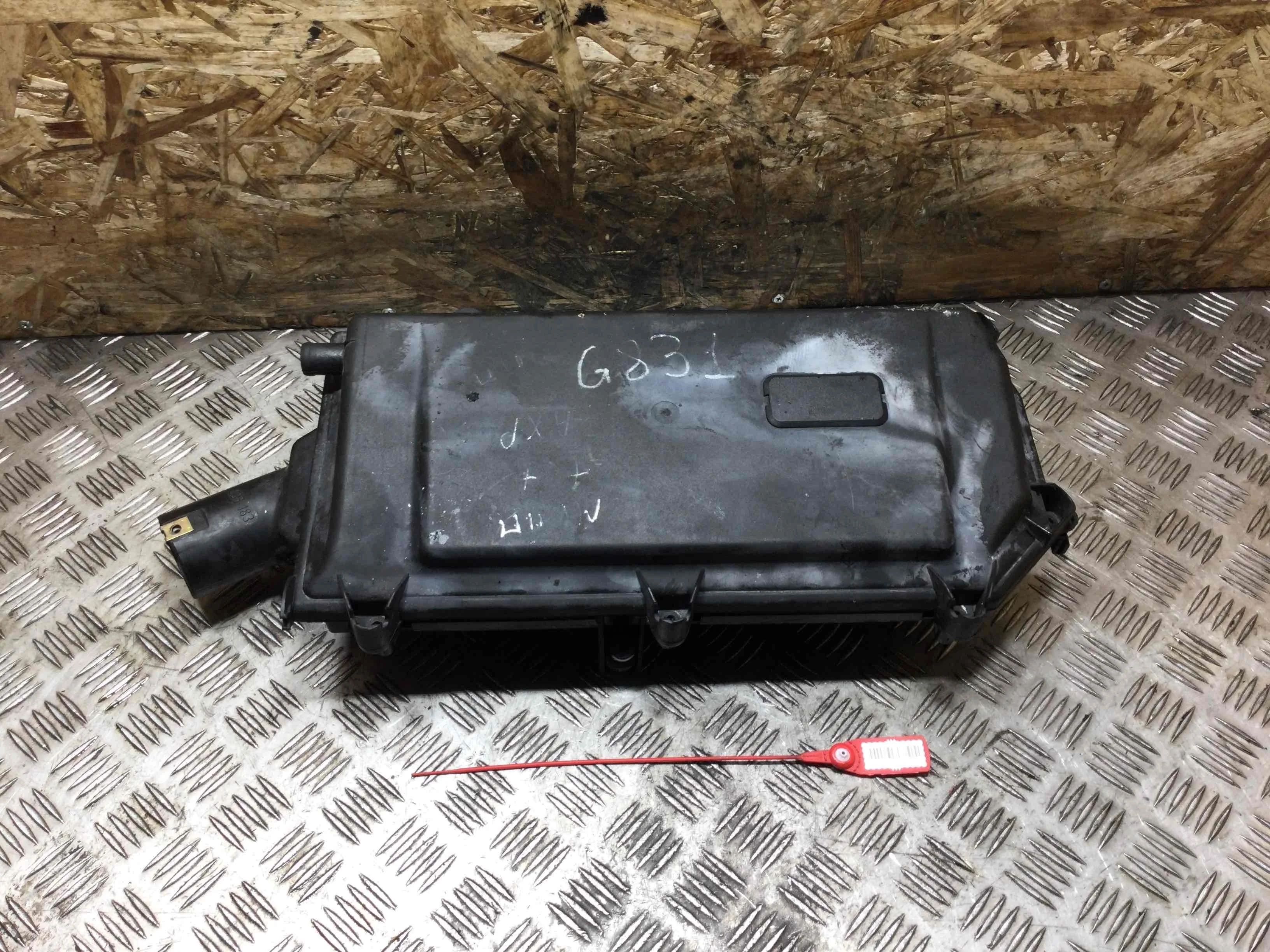 Корпус воздушного фильтра Volkswagen Golf 4 поколение (1997-2004) бензин 1.4 i Механика Х/б