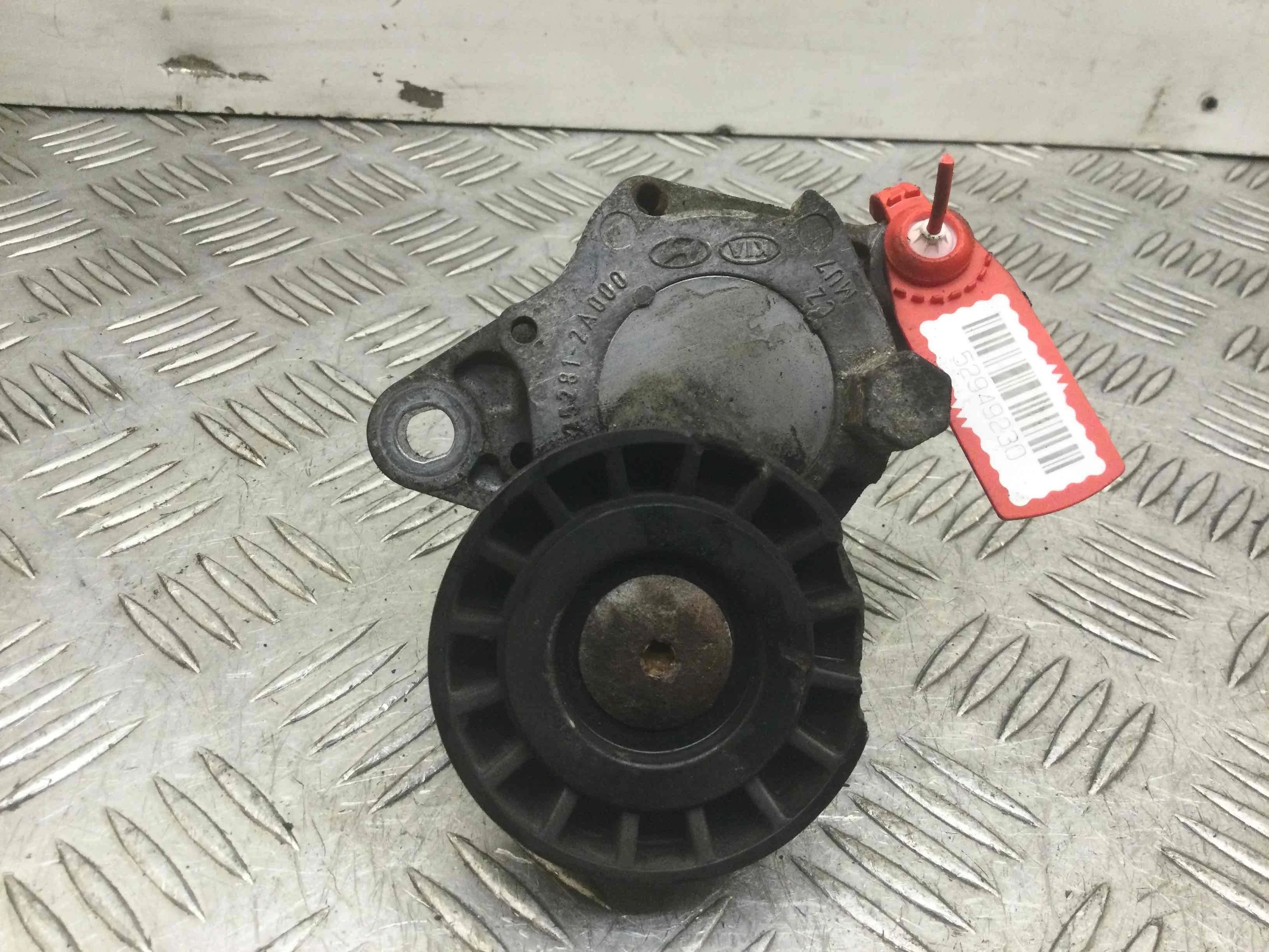 Натяжитель Hyundai Getz 1 поколение [рестайлинг] 2005 - 2011 дизель 1.5 CRDi Механика