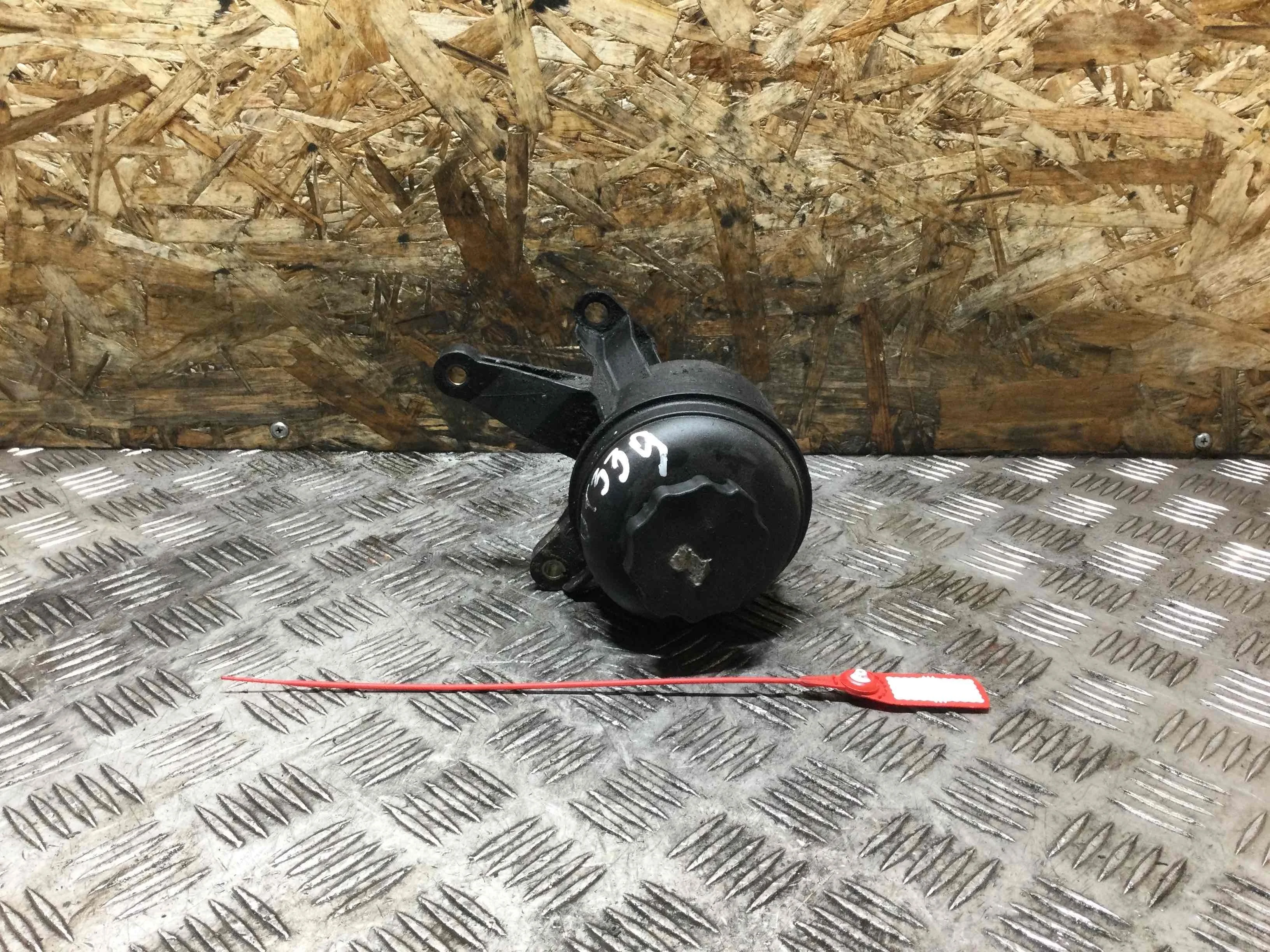 Бачок гидроусилителя Mercedes C-klasse W203/S203/CL203 (2000-2004) дизель 2.2 CDI Автомат Седан