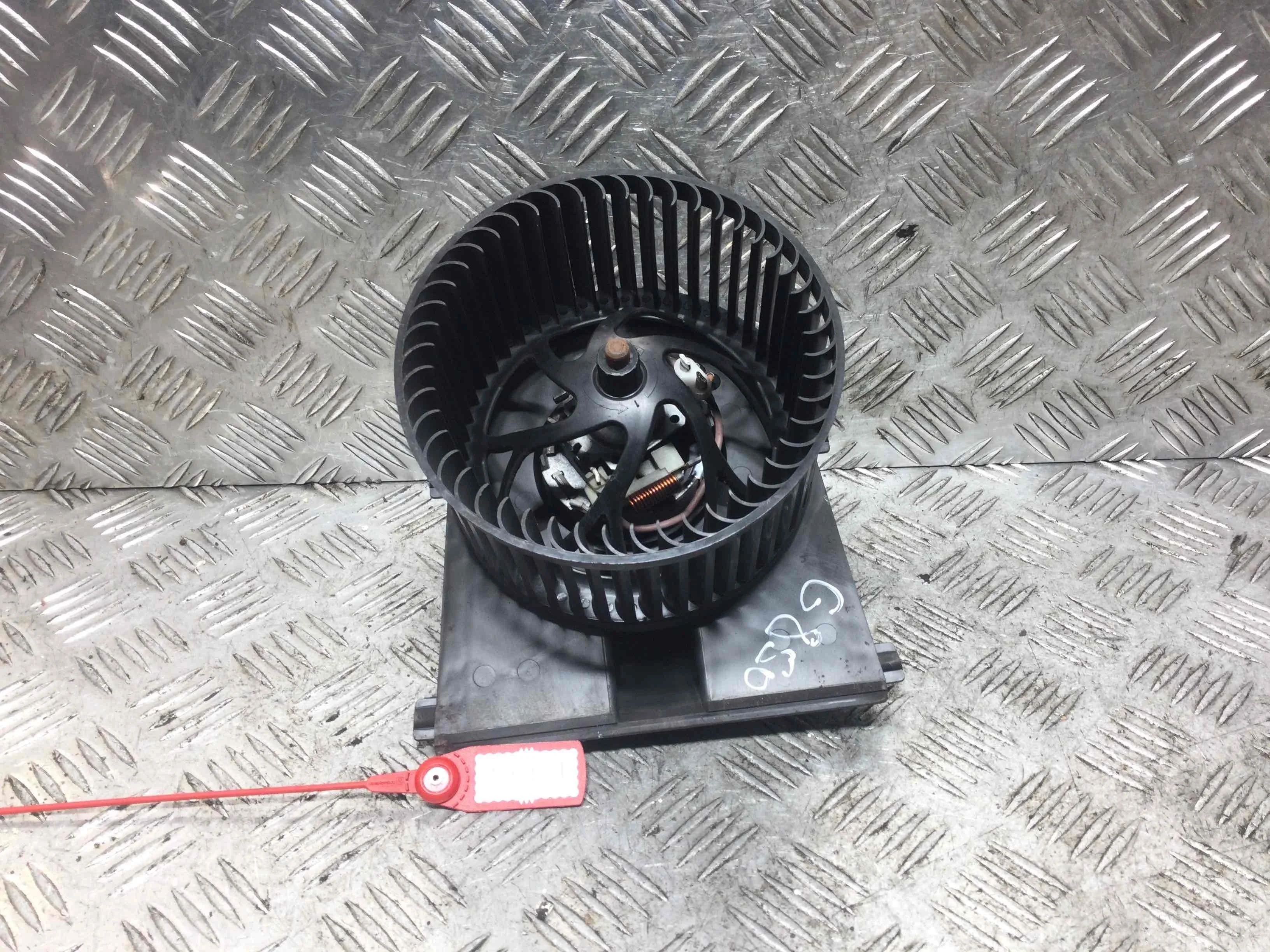 Моторчик печки Volkswagen Golf 4 поколение (1997-2004) дизель 1.9 TDI Механика Х/б