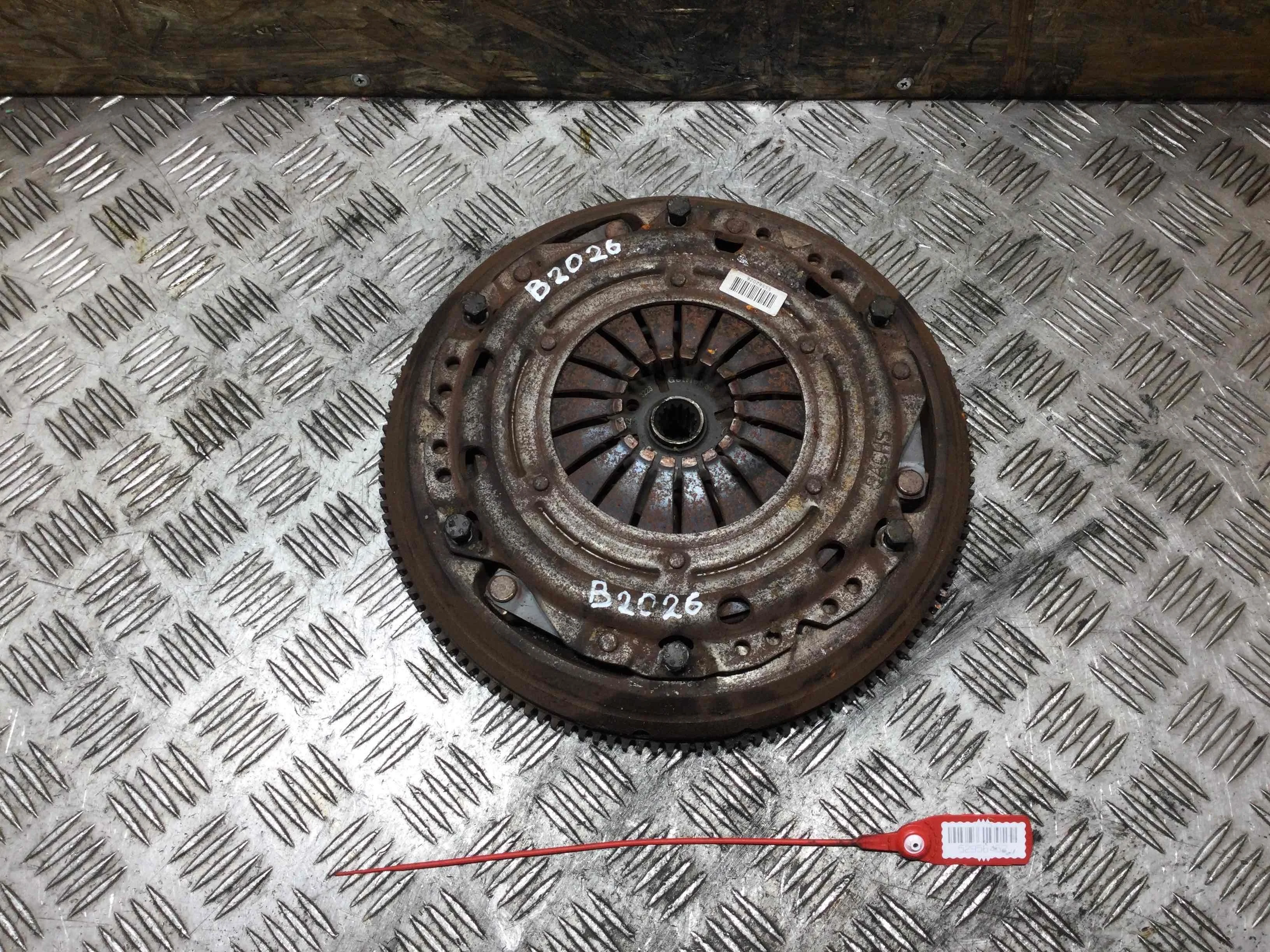 Маховик Opel Astra Astra J 2009-2015 бензин 1.6 i Механика Х/б