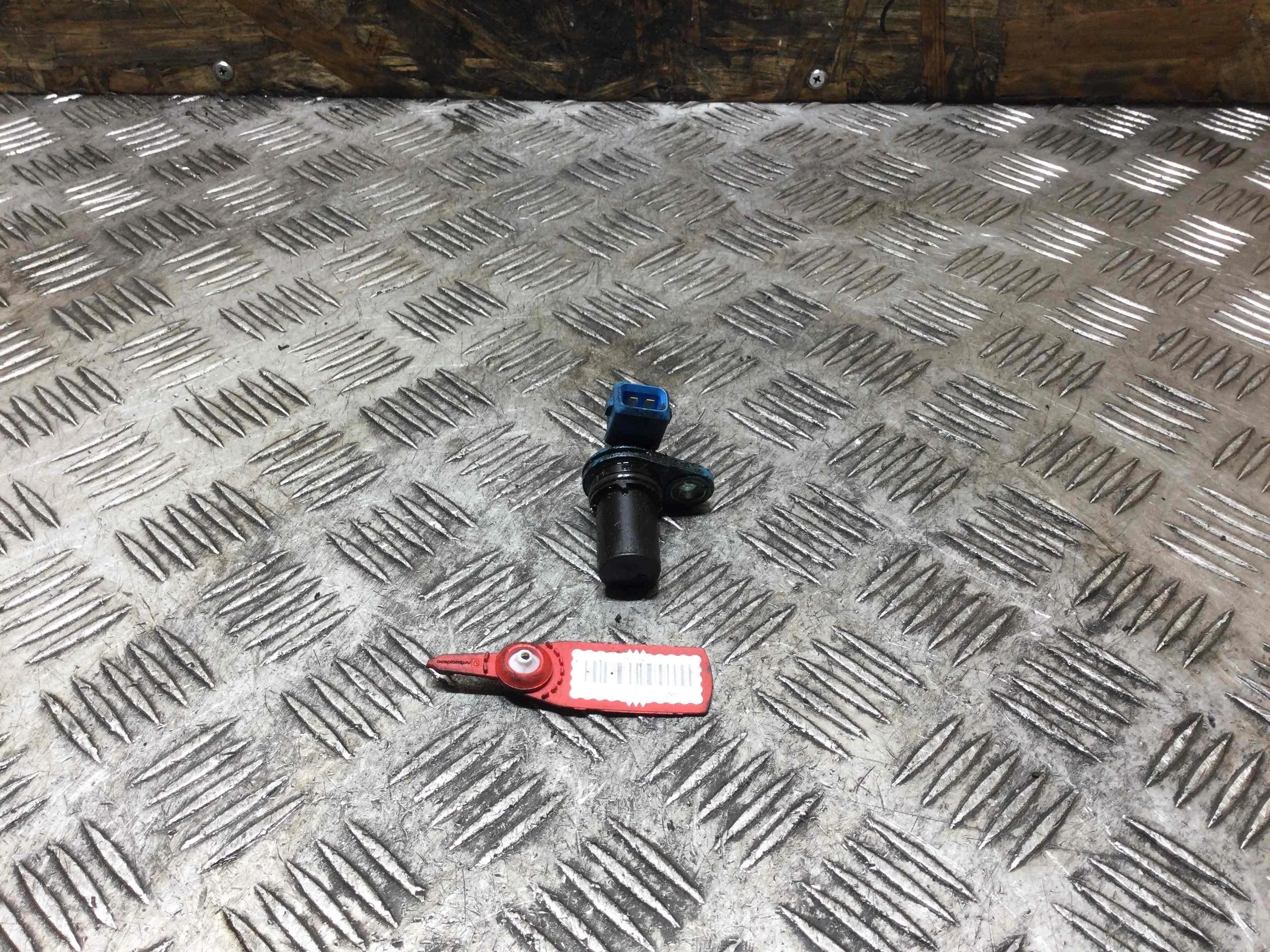 Датчик распредвала Ford Focus 2 поколение (2005-2008) бензин 1.6 i Механика Х/б