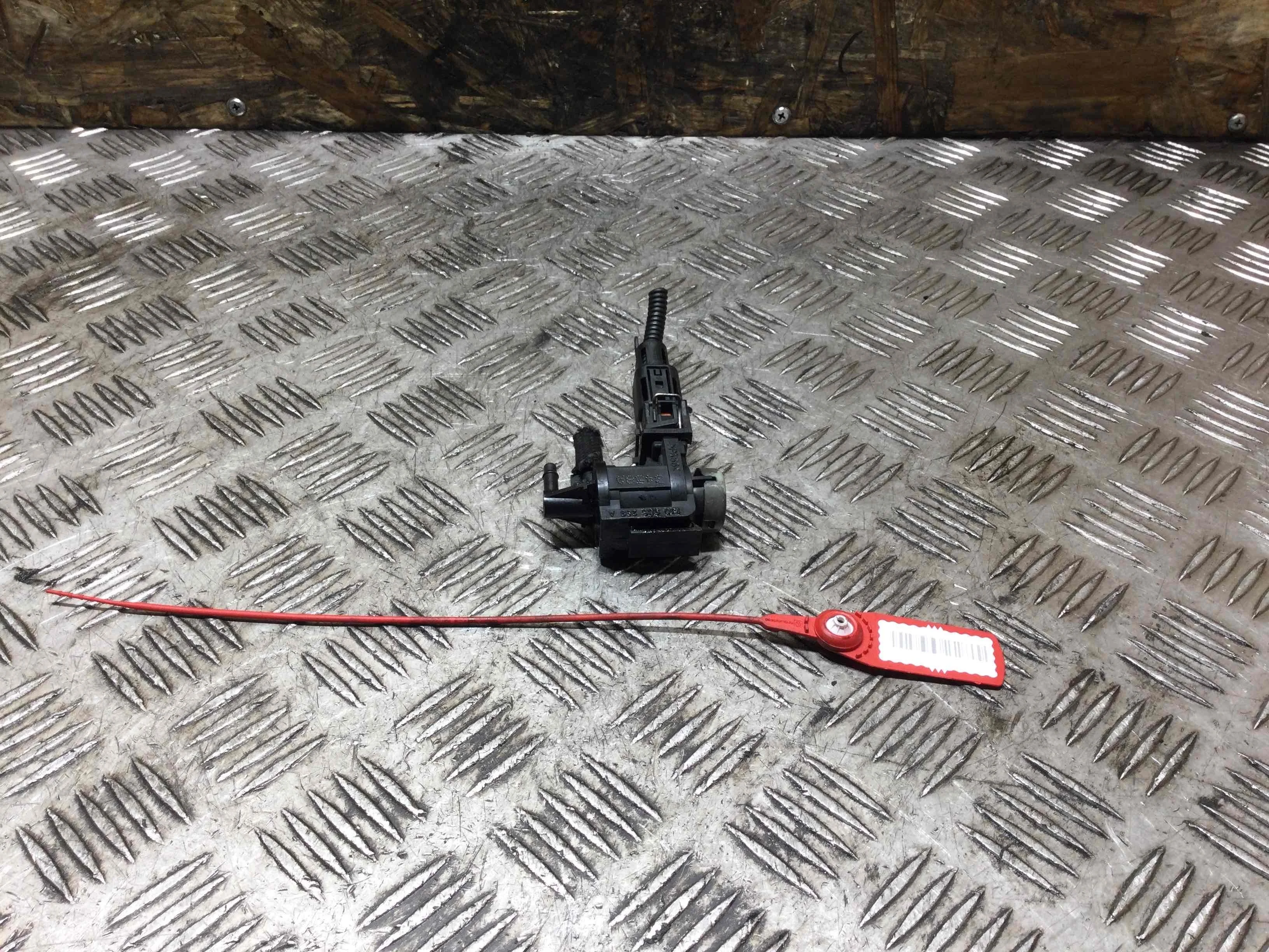 Преобразователь давления (соленоид наддува/EGR) Audi A4 B5 (1994-1999) дизель 1.9 DTH Механика Универсал