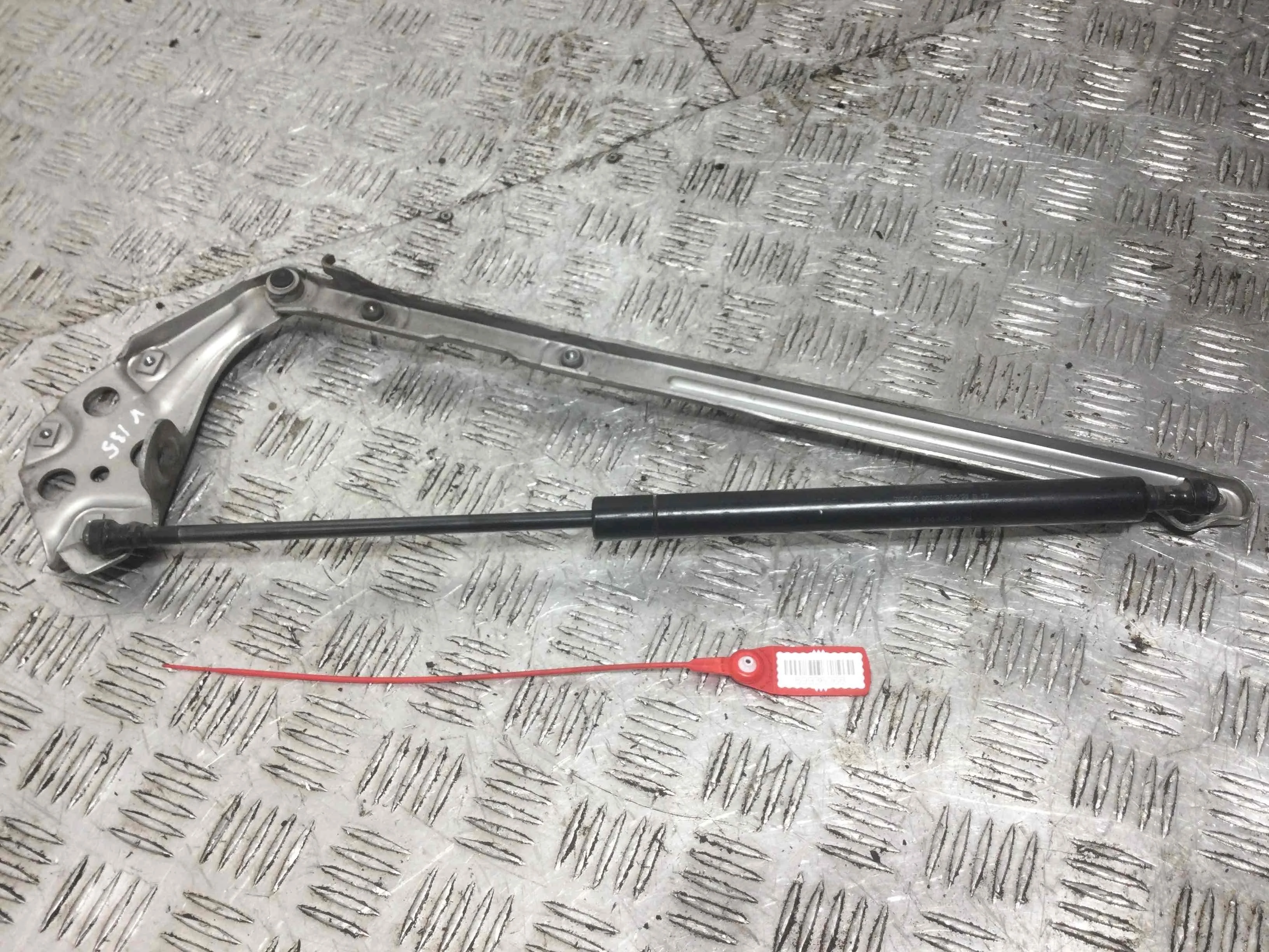 Петля капота Mercedes E-klasse E-klasse (W210) 1995 - 2003 дизель 2.2 CDI Механика Седан