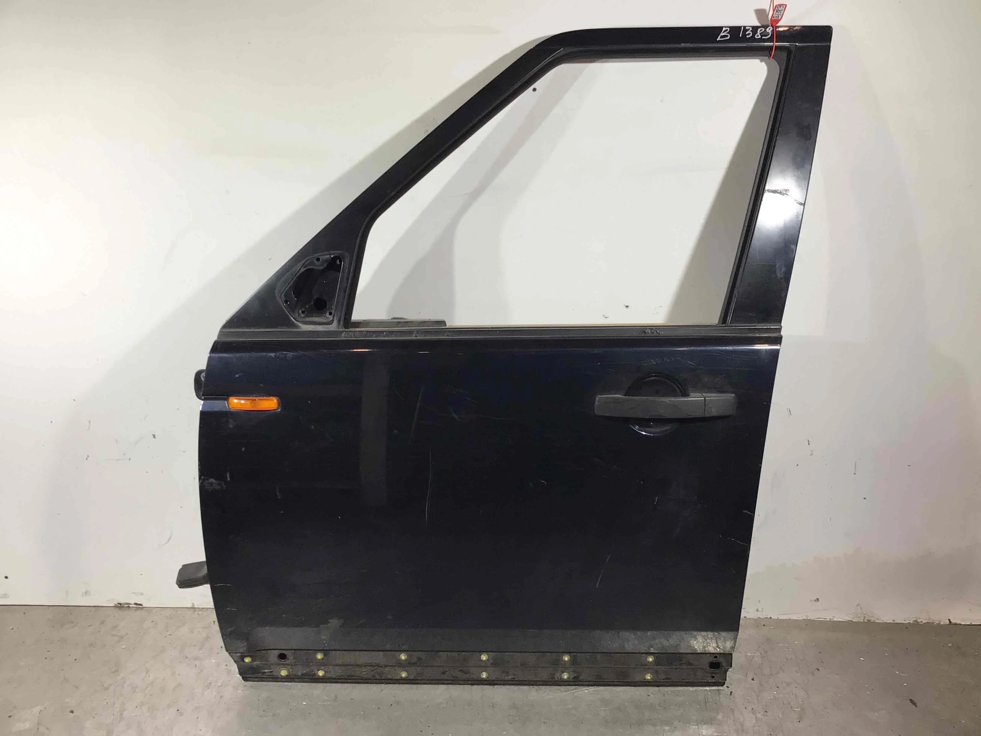 Дверь передняя левая Land Rover Discovery Discovery III (LA) 2004 - 2009 дизель 2.7 TD Автомат