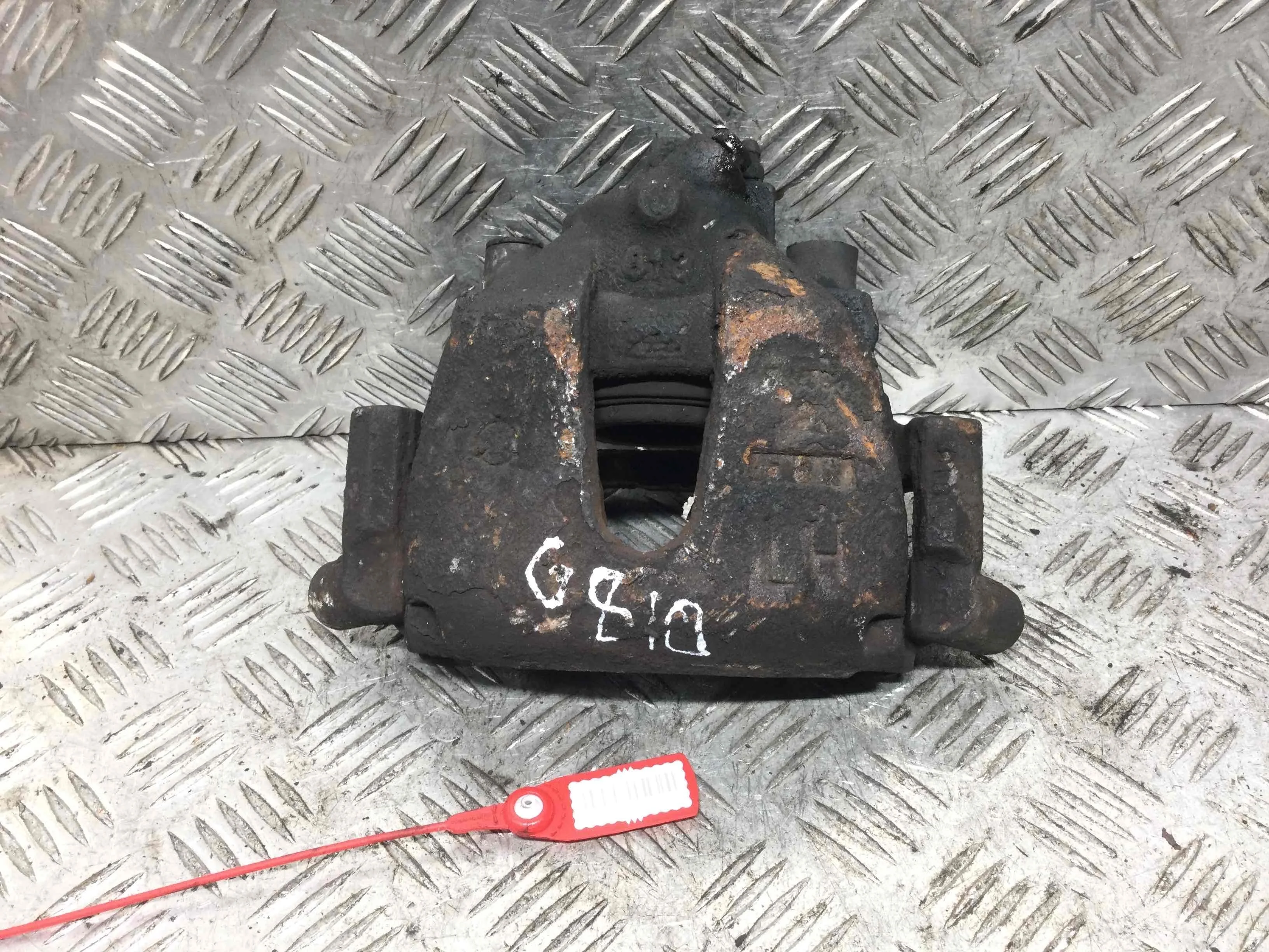 Суппорт передний левый Mazda 5 1 поколение (2005-2008) дизель 2.0 CD Механика Минивэн