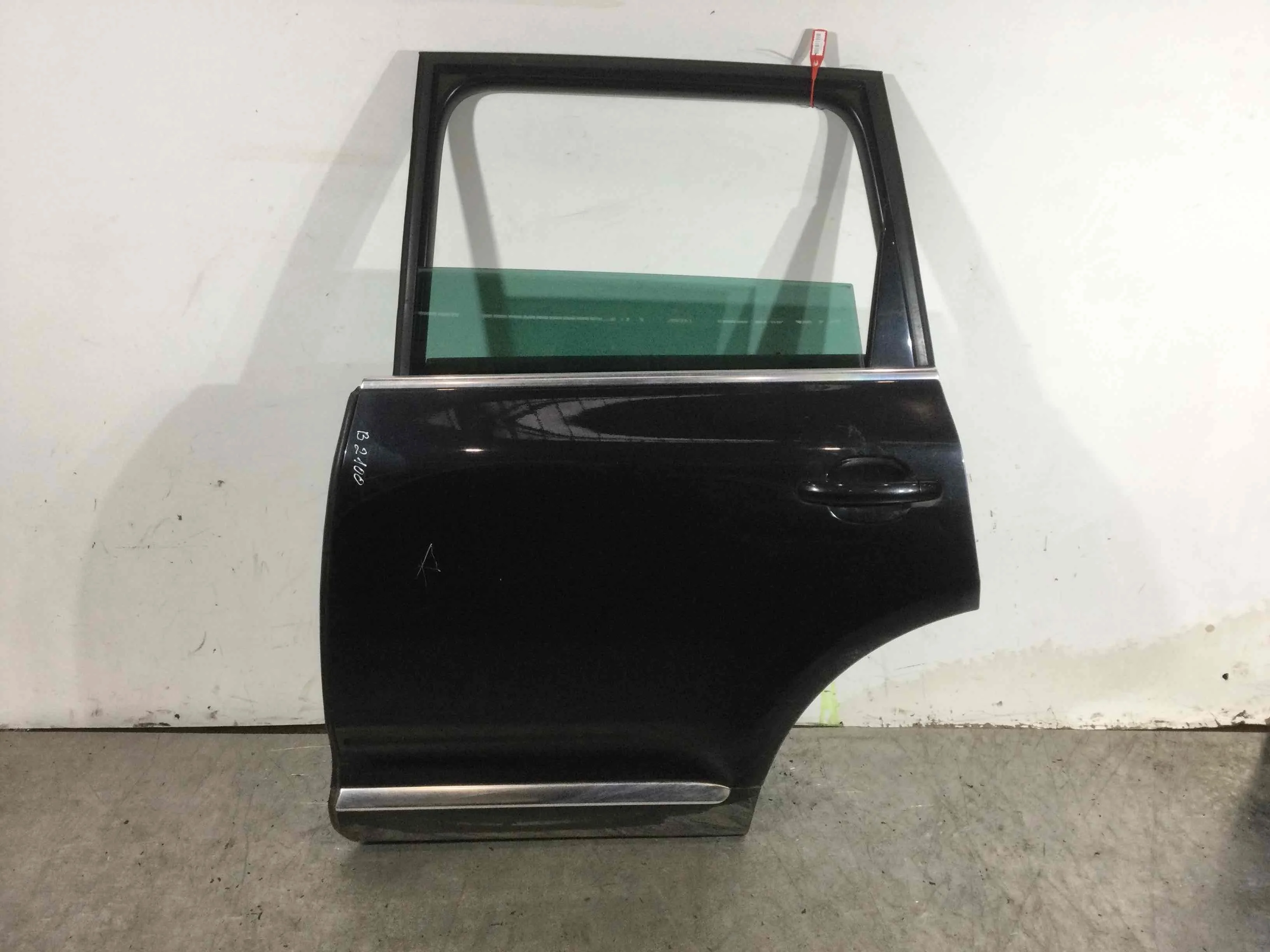 Дверь задняя левая Volkswagen Touareg 1 поколение рестайлинг 2007-2010 дизель 3.0 TDI Автомат