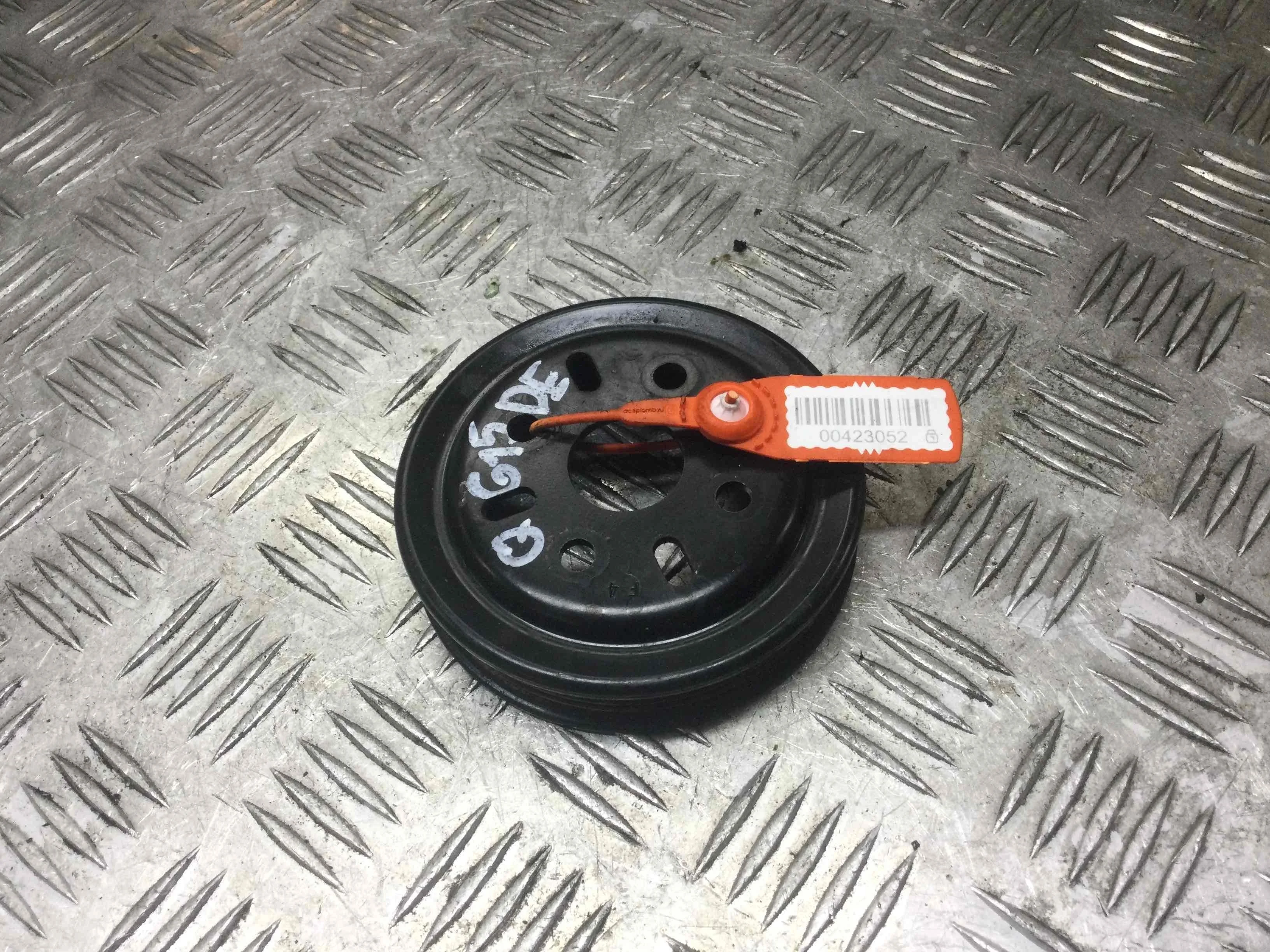 Шкив помпы Nissan Almera N16 [рестайлинг] (2003-2006) бензин 1.5  Механика Универсал