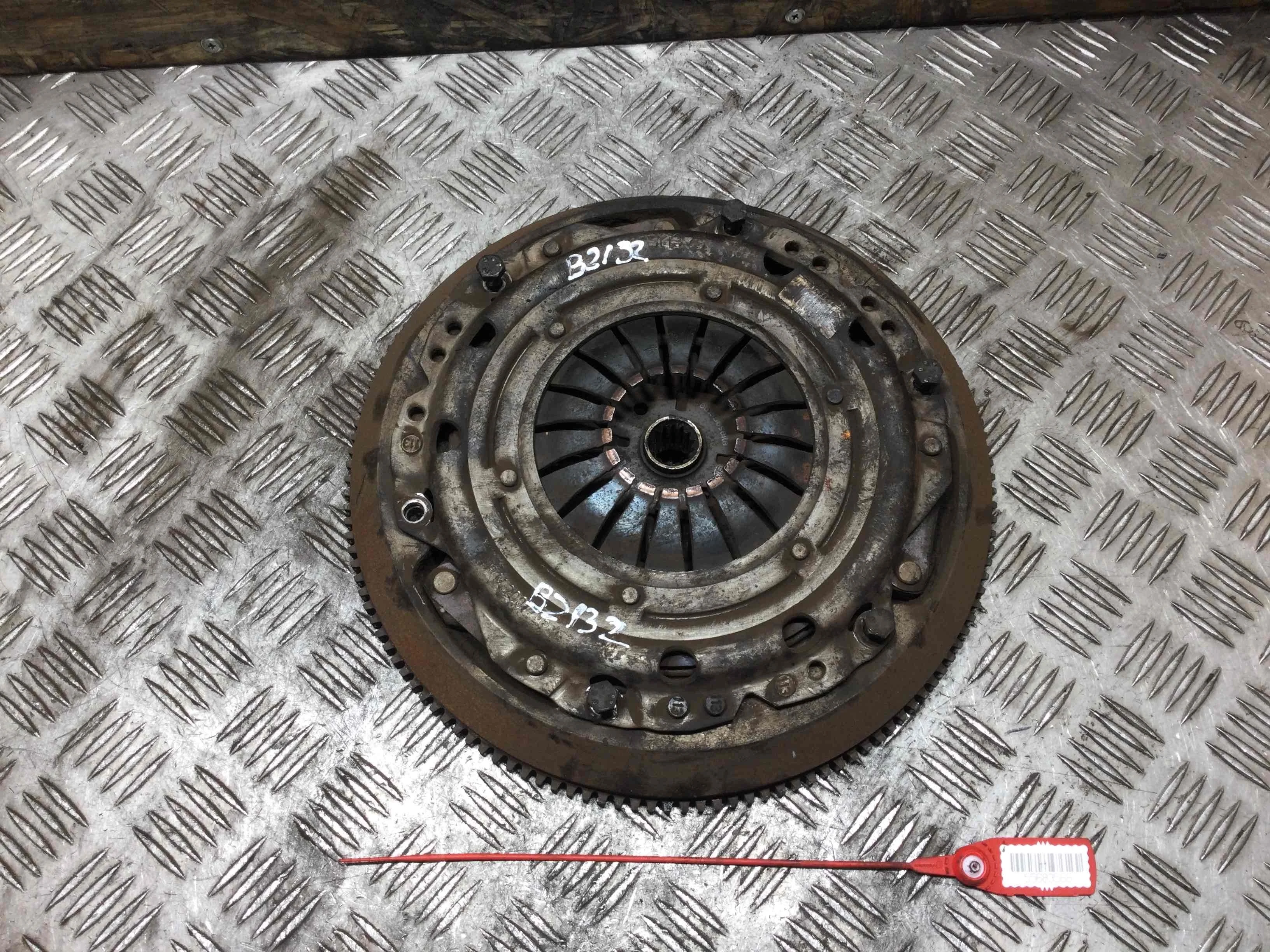 Маховик Opel Meriva 1 поколение 2002 - 2006 бензин 1.6 i Механика Фургон