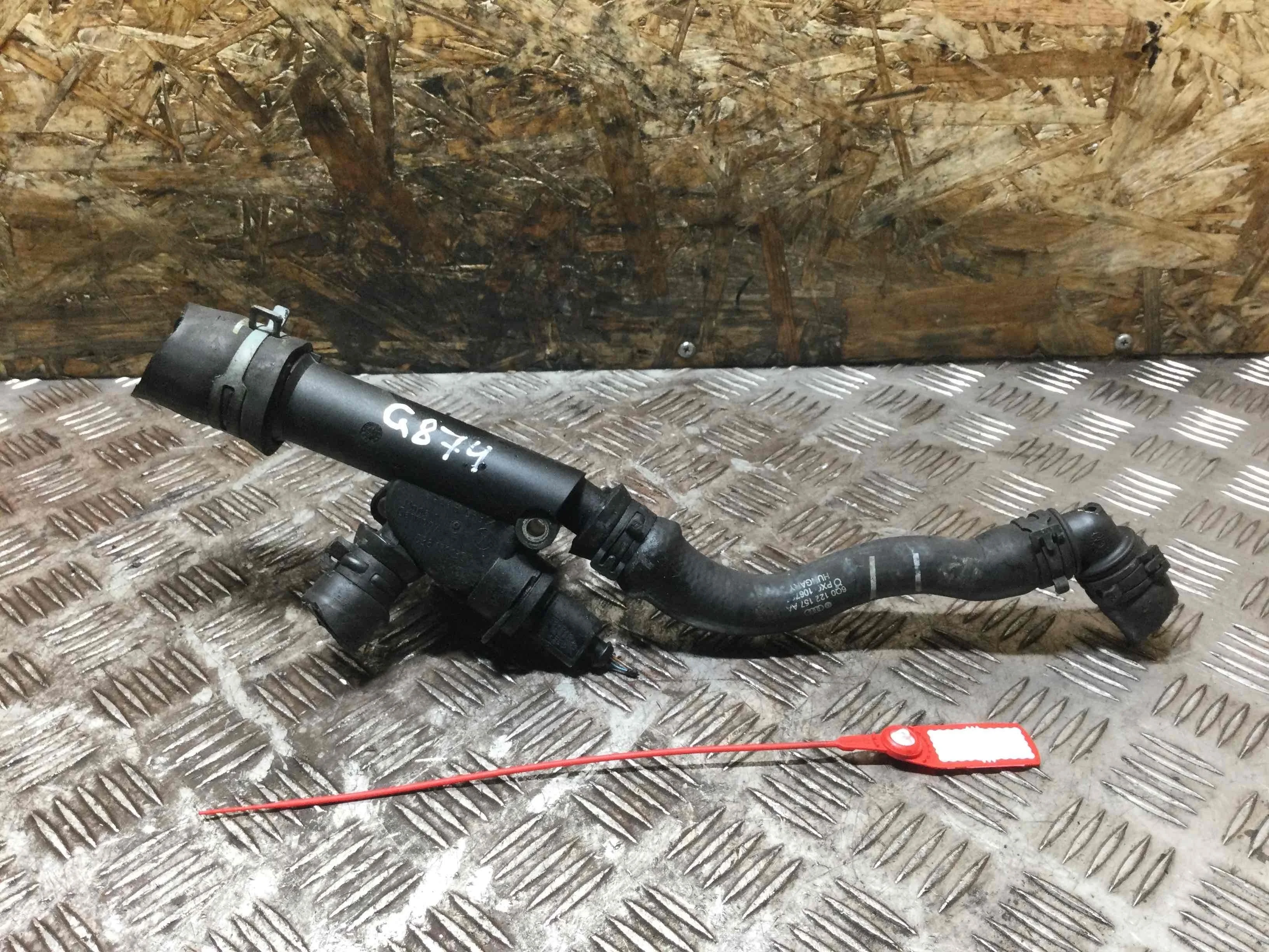 Фланец (тройник) системы охлаждения Skoda Fabia 1 поколение (1999-2004) дизель 1.9 TDI Механика Х/б