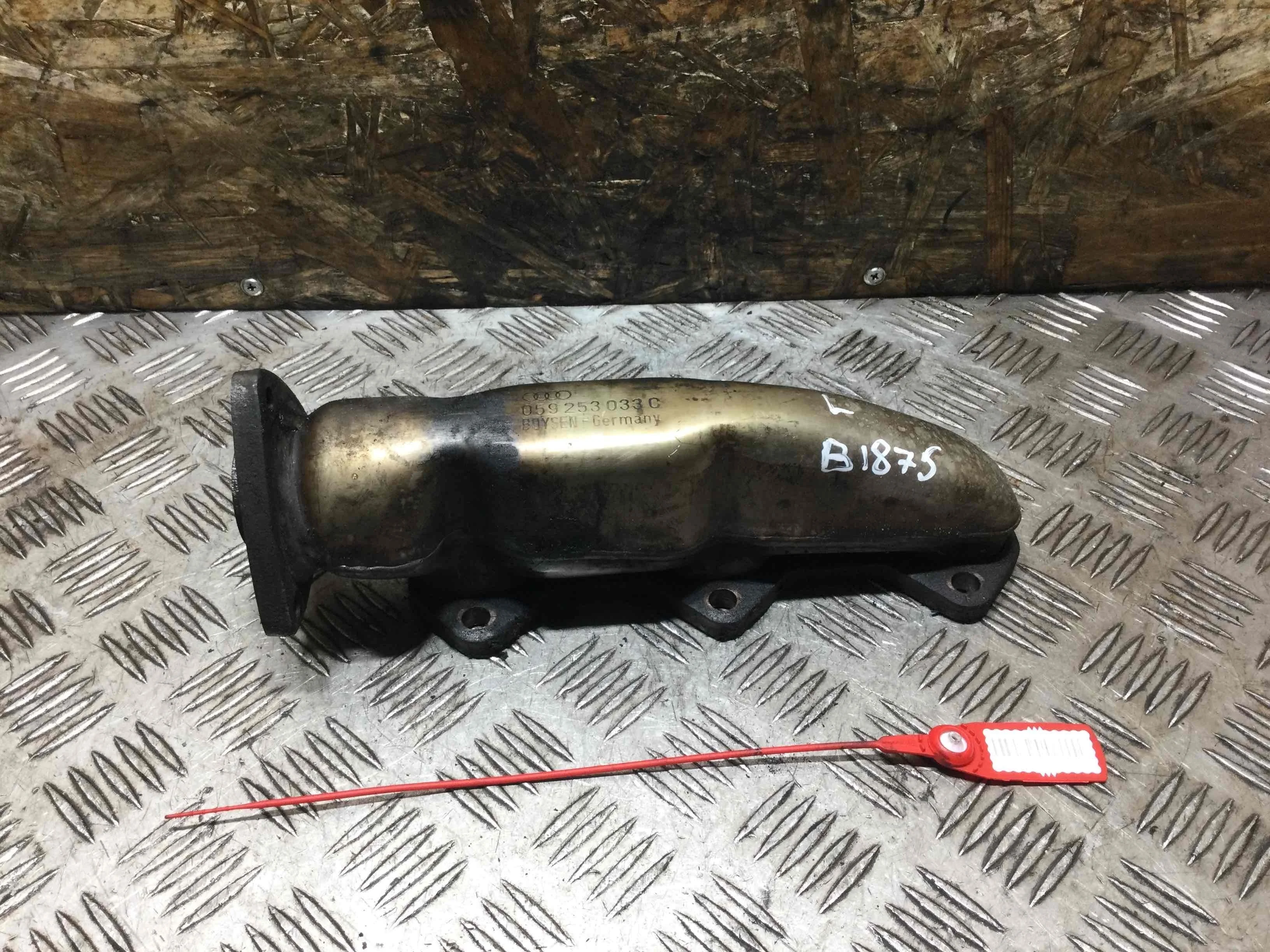 Коллектор выпускной Audi A4 B6 (2000-2005) дизель 2.5 TDI Механика Седан