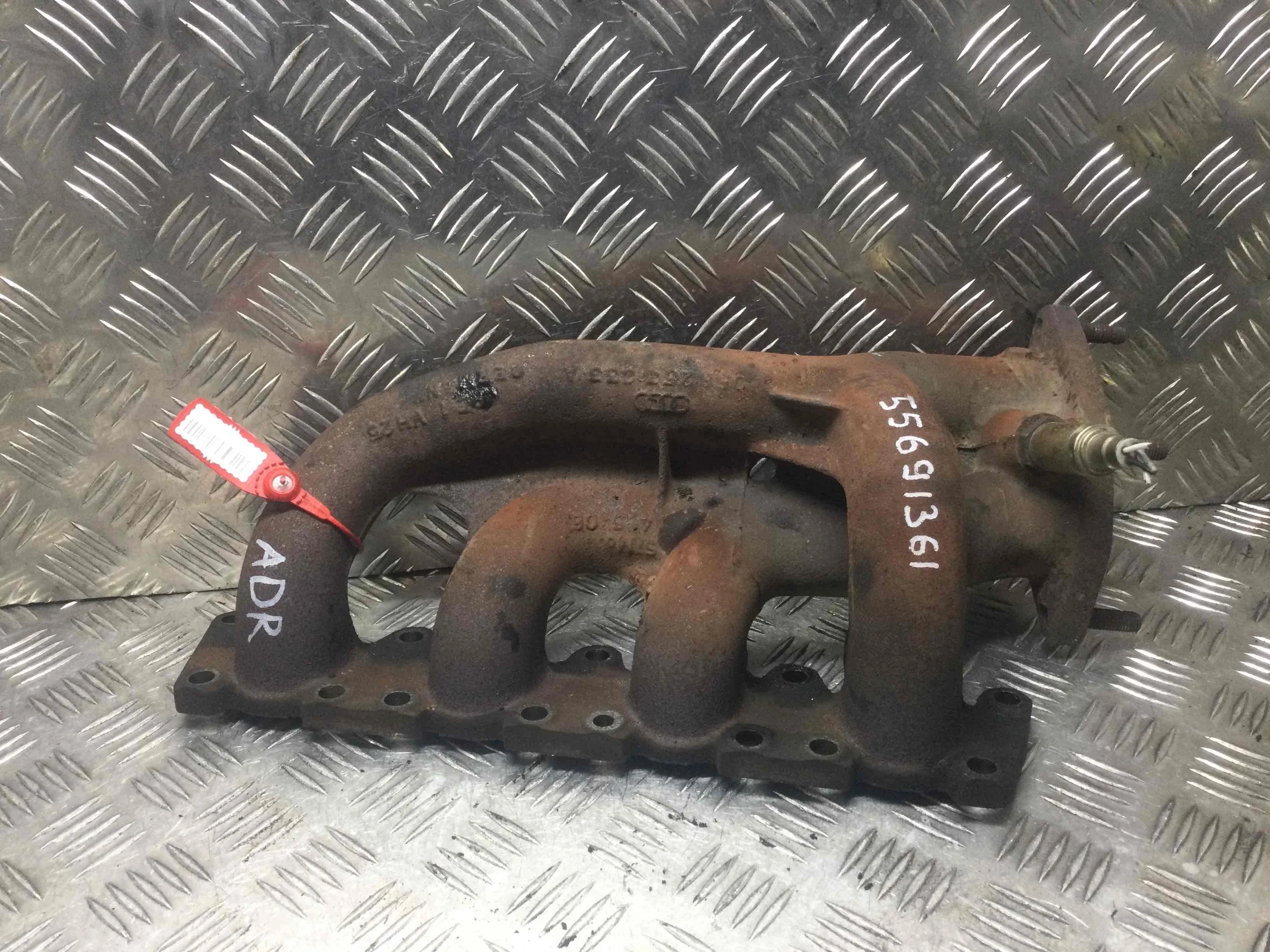 Коллектор выпускной Volkswagen Passat B5 (1996-2000) бензин 1.8 i Механика Универсал