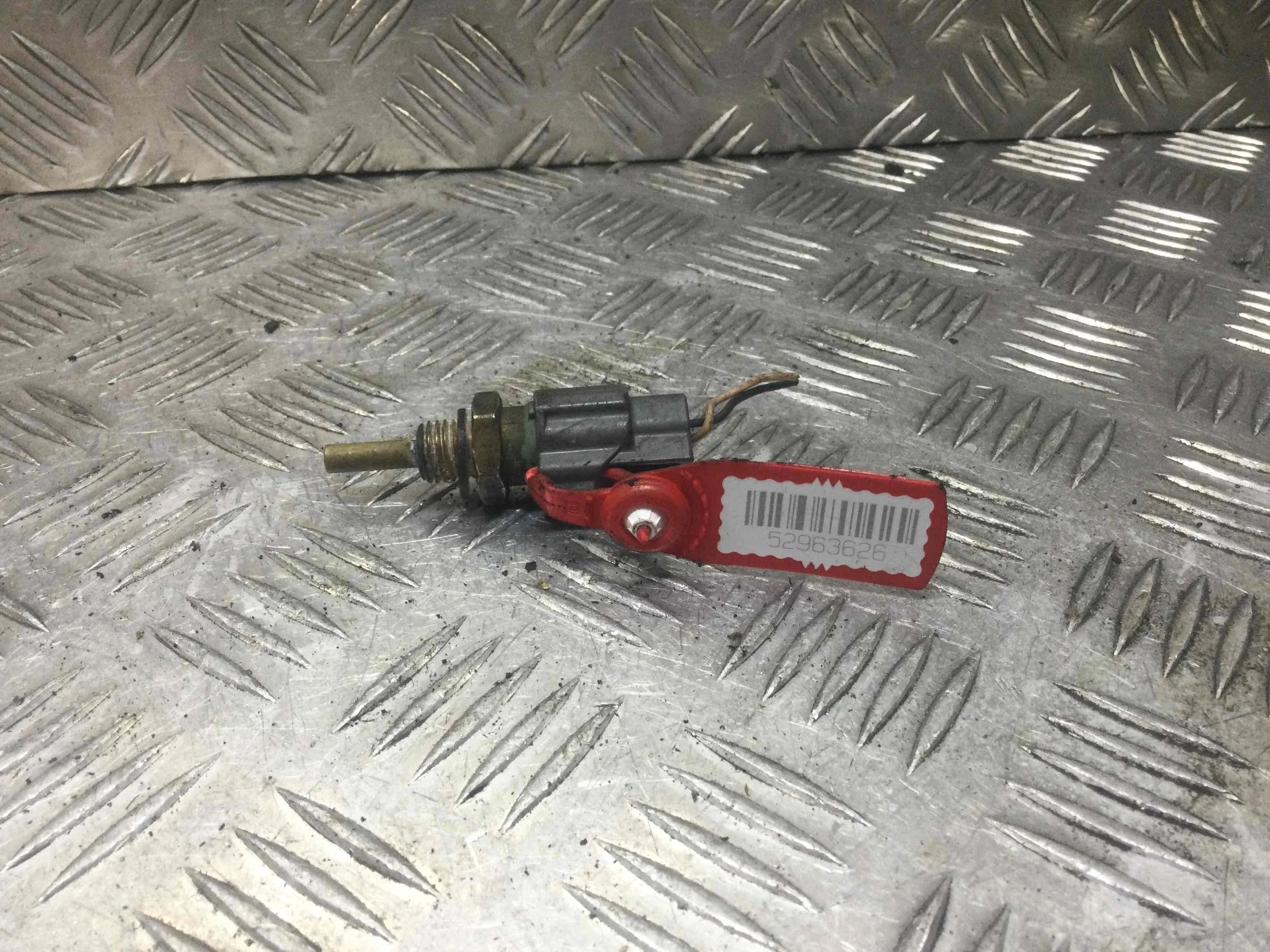 Датчик температуры охлаждающей жидкости Nissan Micra K12 (2002-2010) бензин 1.2 i Автомат