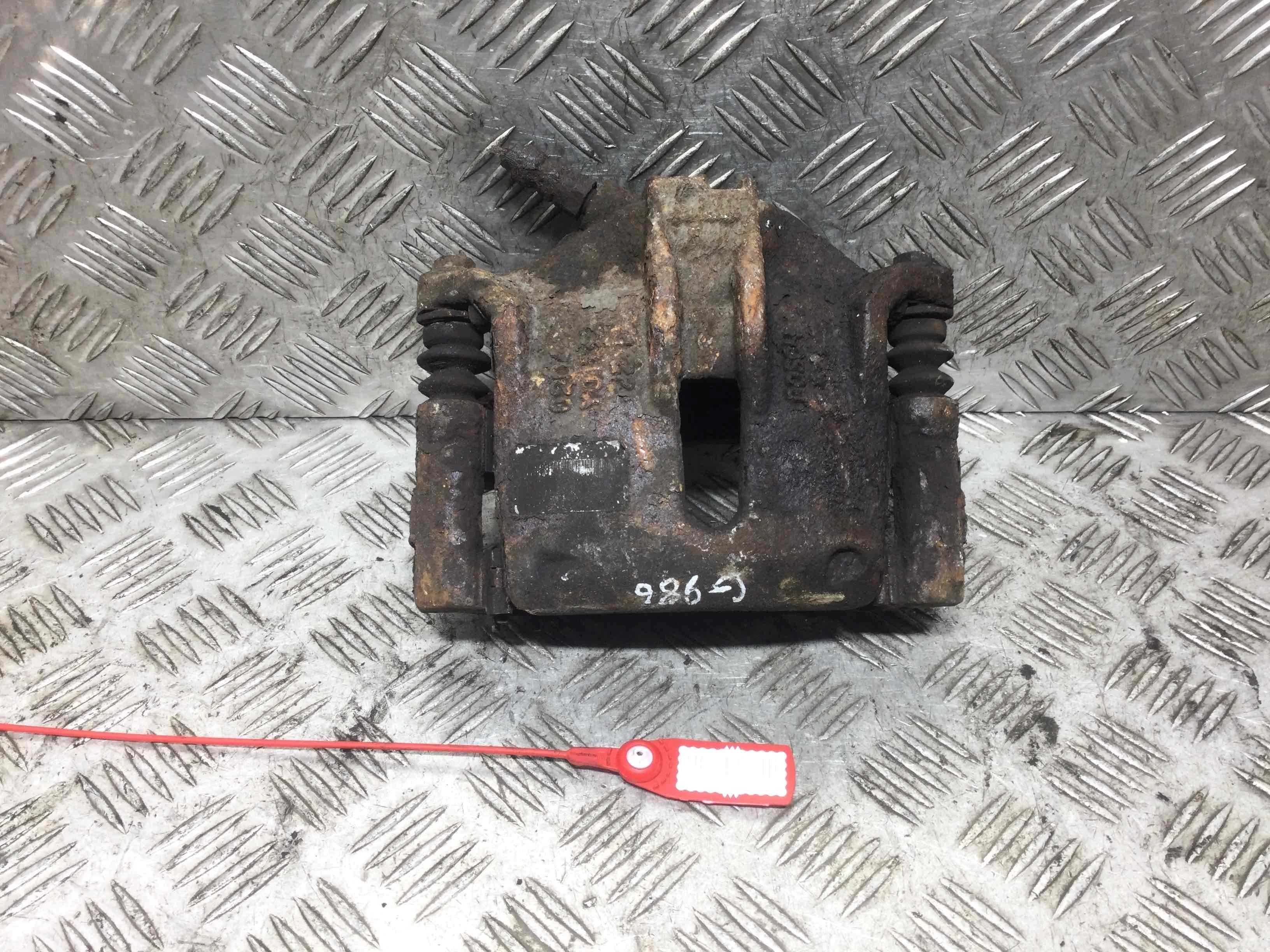 Суппорт передний правый Peugeot 206 1 поколение (1998-2003) бензин 1.6 i Механика Кабриолет