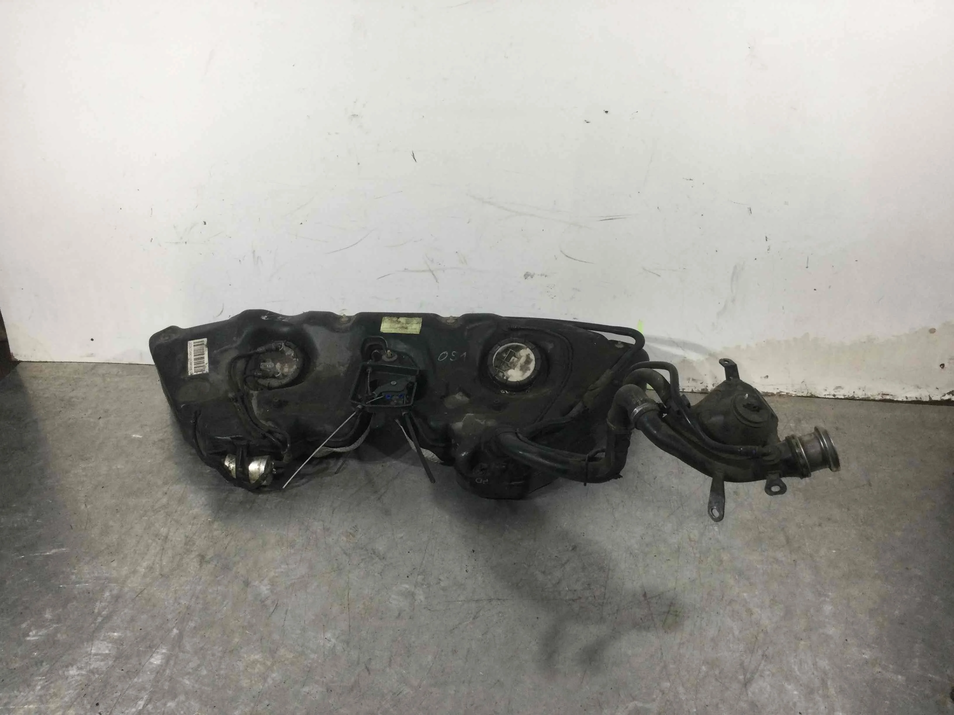 Бак топливный Mercedes CLK W209/A209 (2002-2005) бензин 2.6 i Автомат Купе