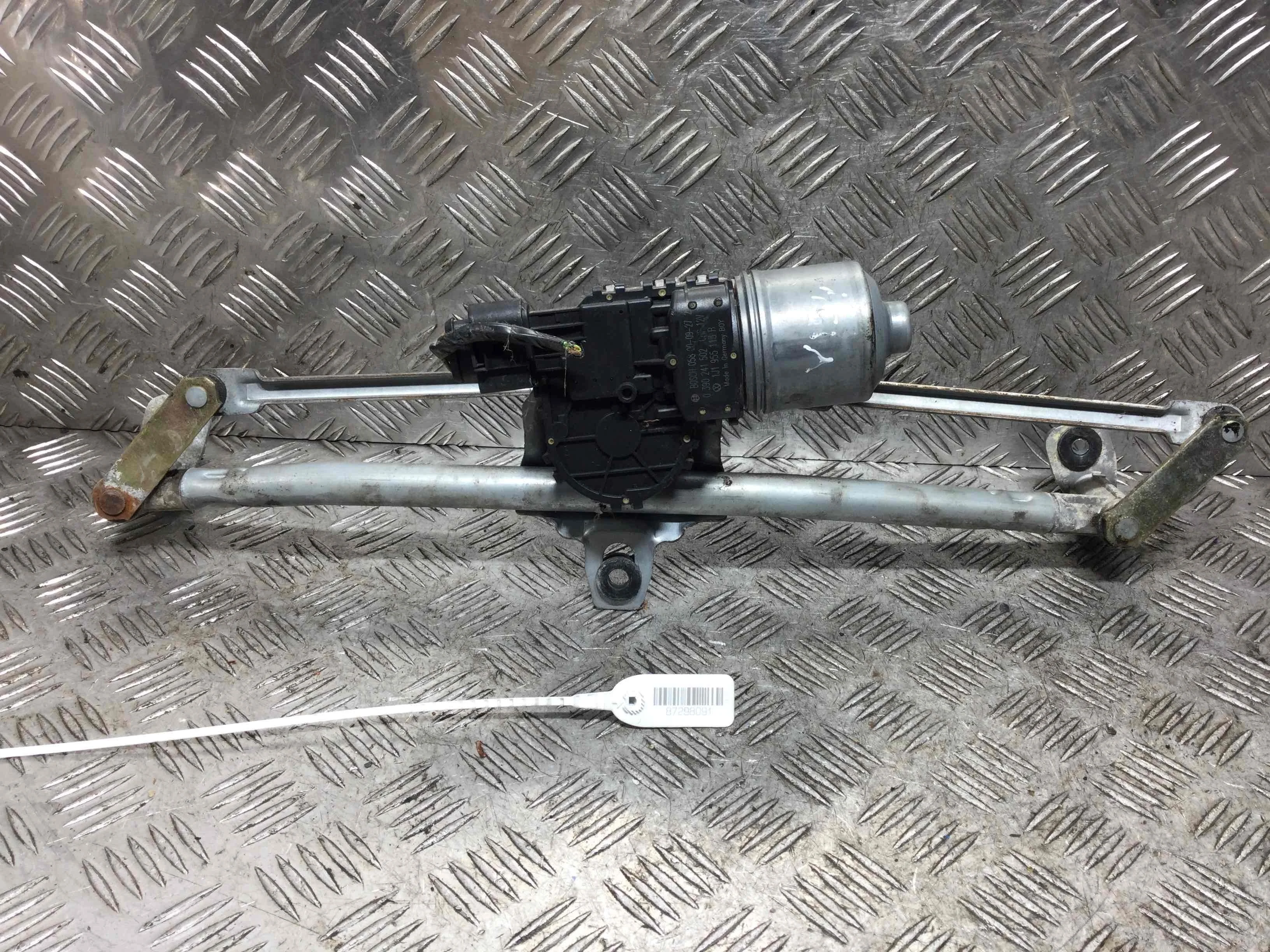 Механизм стеклоочистителя (трапеция дворников) Volkswagen Golf 4 поколение (1997-2004) бензин 1.4 i Механика Х/б